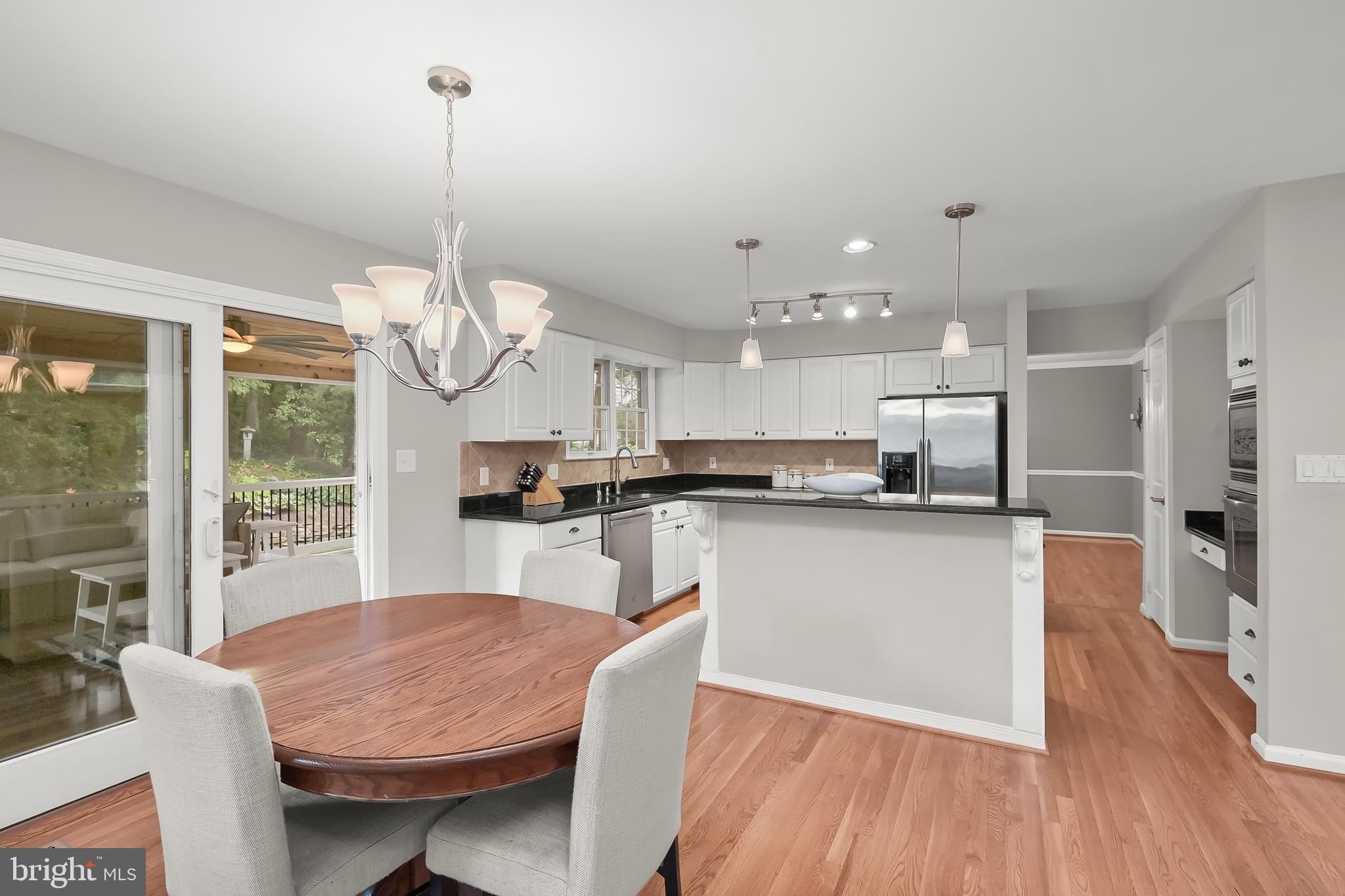 VILLAGE OF RIVER HILL - Residential