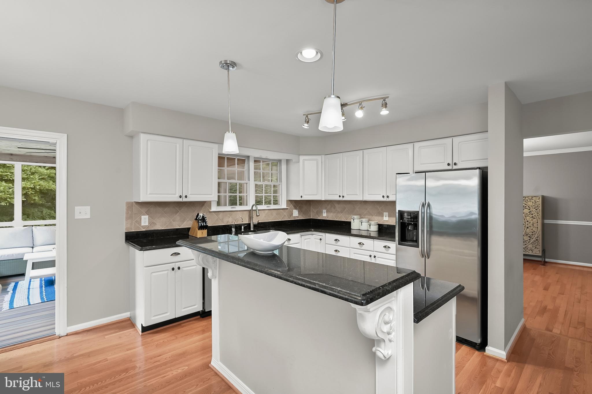 VILLAGE OF RIVER HILL - Residential