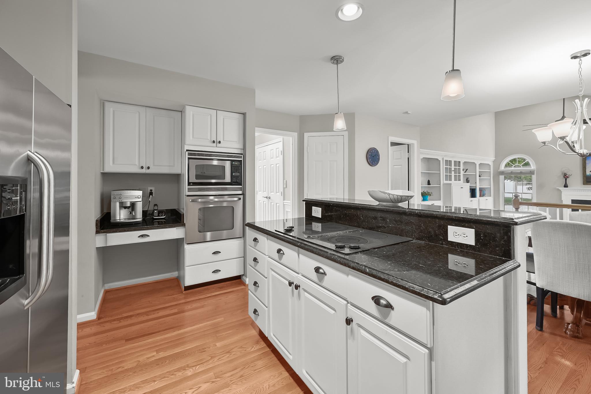 VILLAGE OF RIVER HILL - Residential