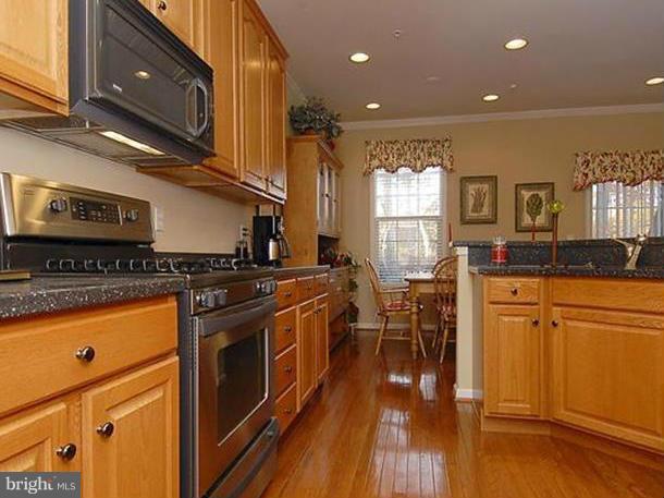 WOODS LANDING - Residential Lease