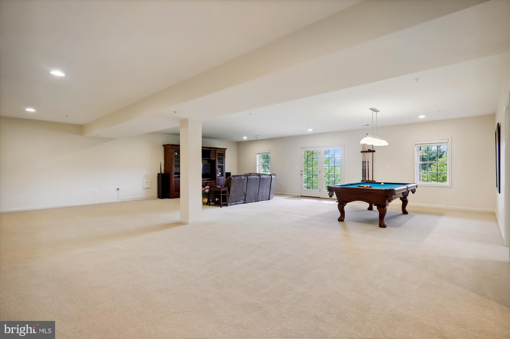 POPLAR RUN - Residential