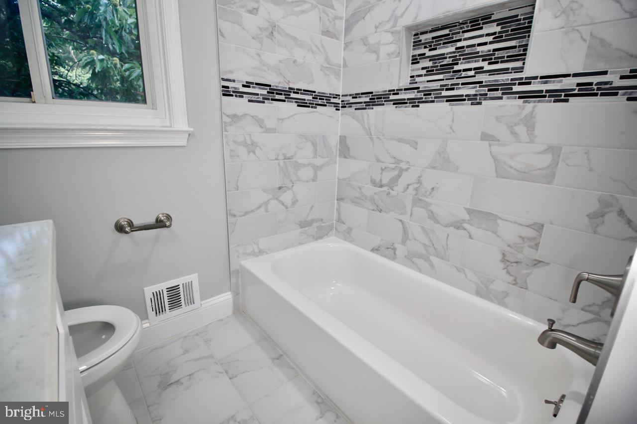 HILLCREST HEIGHTS - Residential