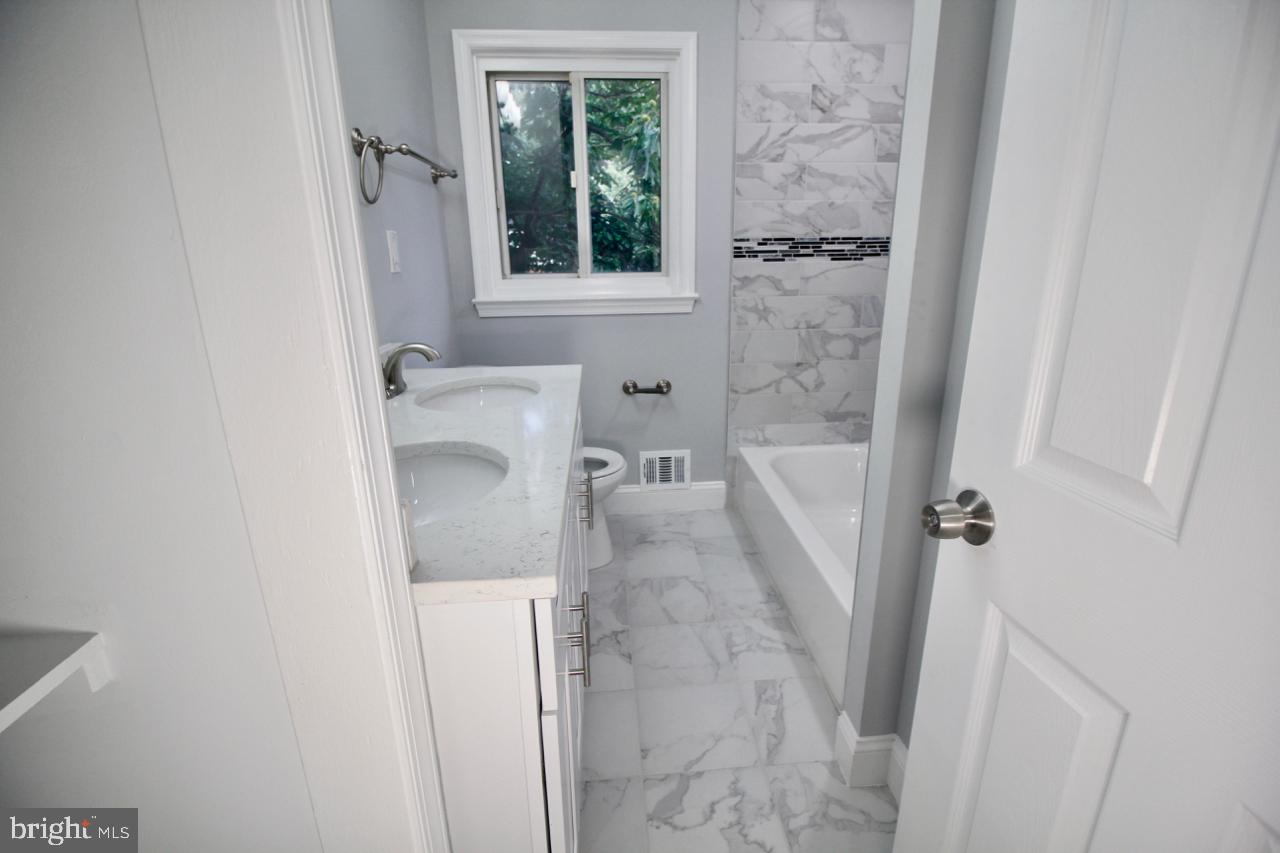 HILLCREST HEIGHTS - Residential