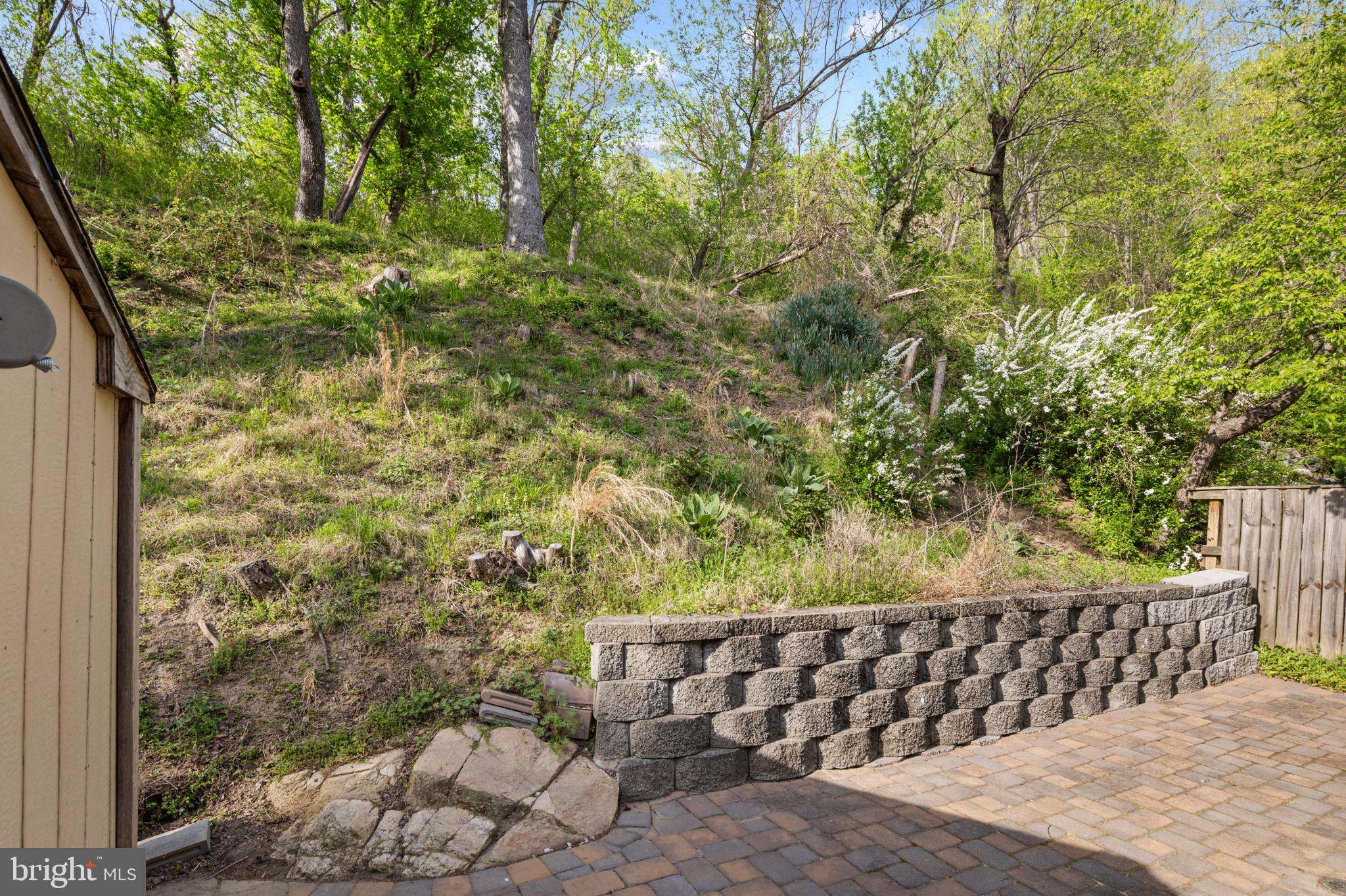 NINE MILE HILL - Residential