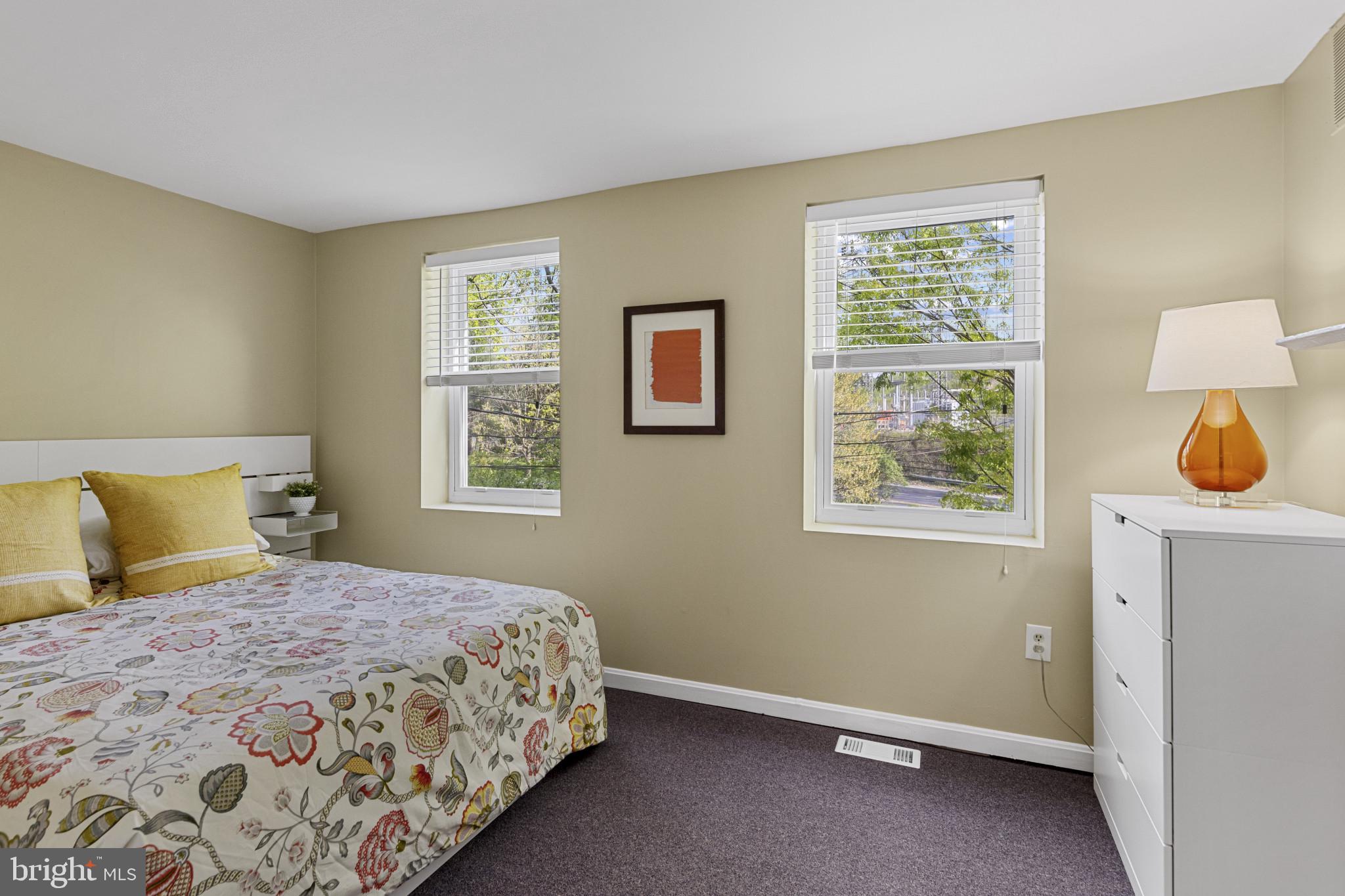 NINE MILE HILL - Residential