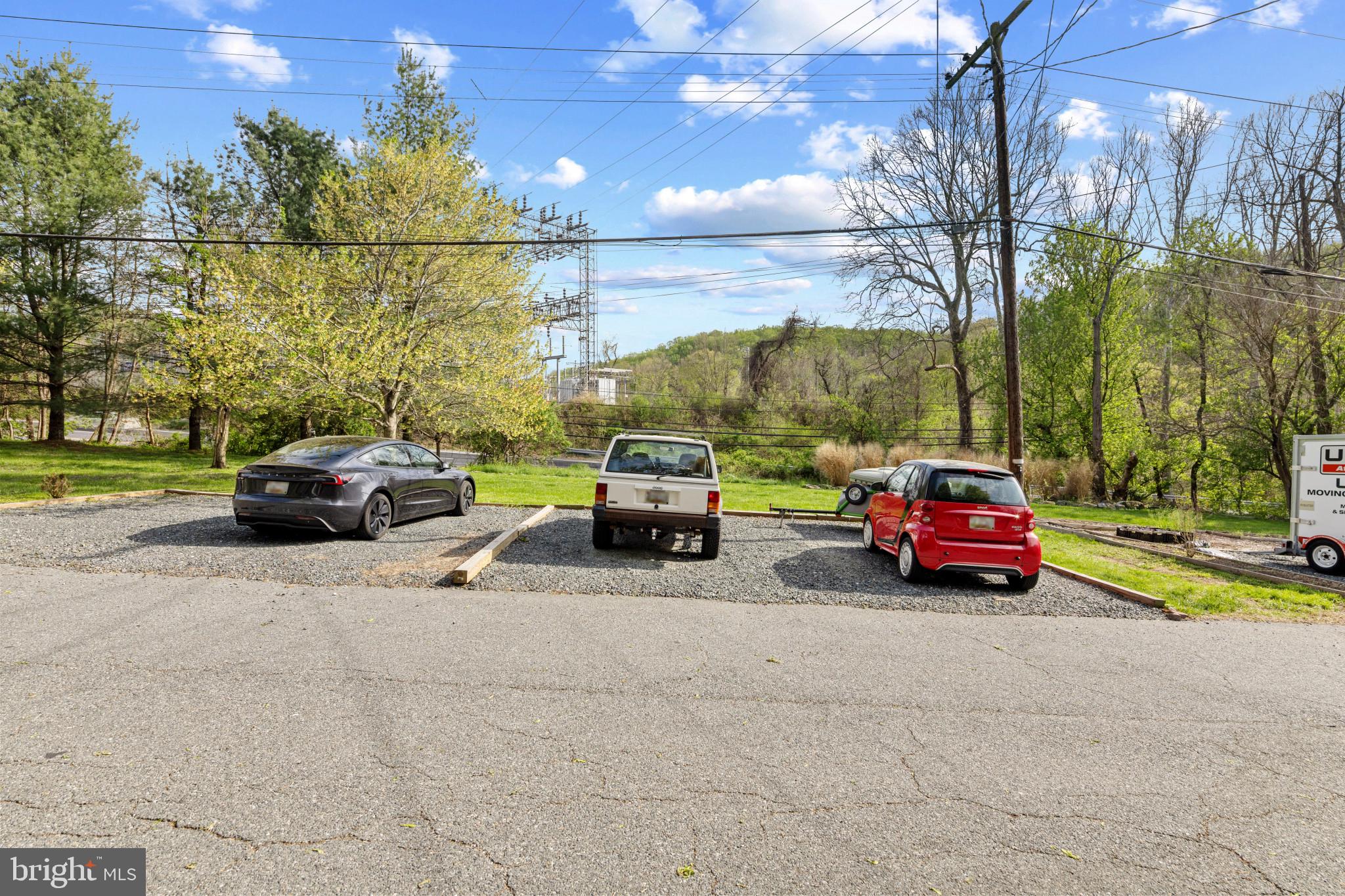 NINE MILE HILL - Residential