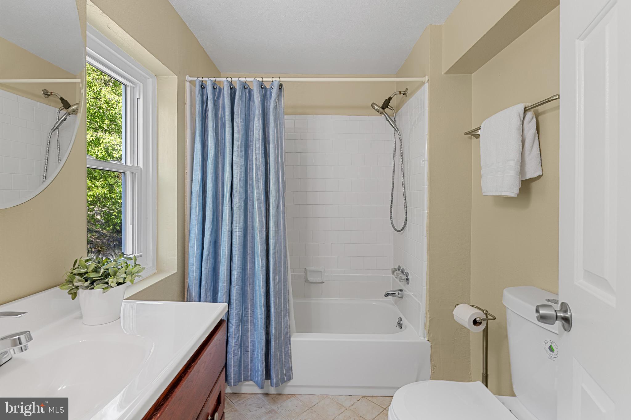 NINE MILE HILL - Residential