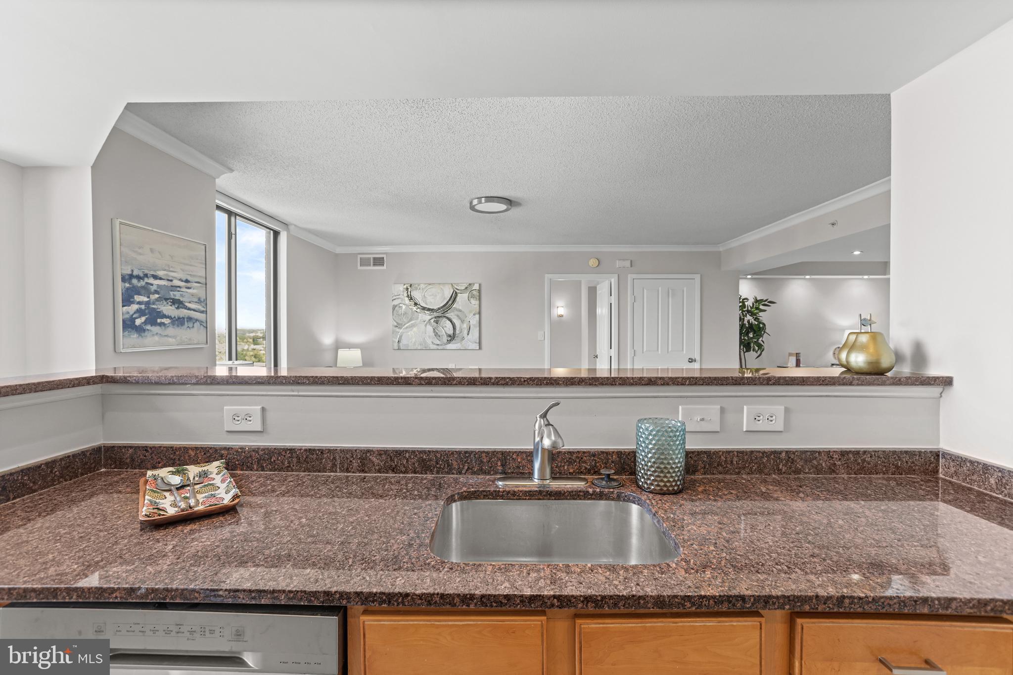 RESIDENCES AT STATION SQUARE - Residential