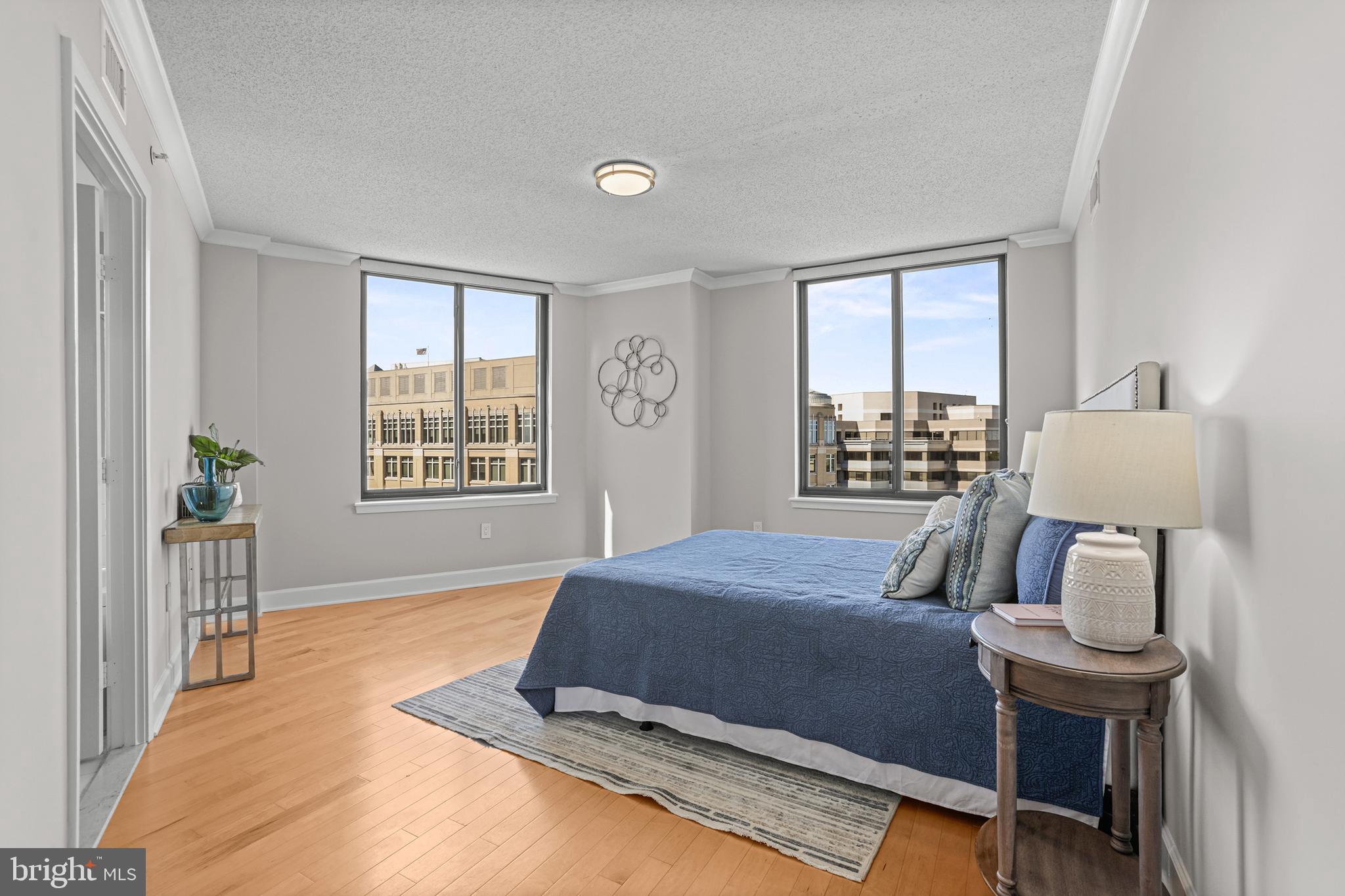 RESIDENCES AT STATION SQUARE - Residential