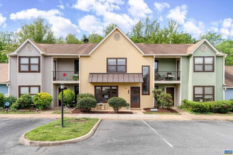 Townhouse For Sale - 1118 Mill Park Drive Ext Ext<br/> CHARLOTTESVILLE, VA 22901