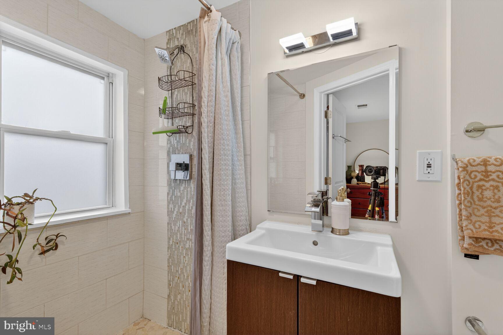 BRENTWOOD - Residential