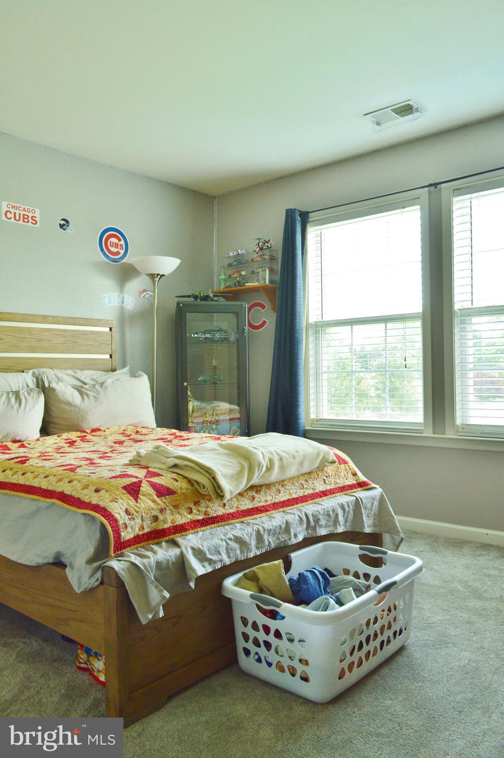 MEADOW BROOK - Residential