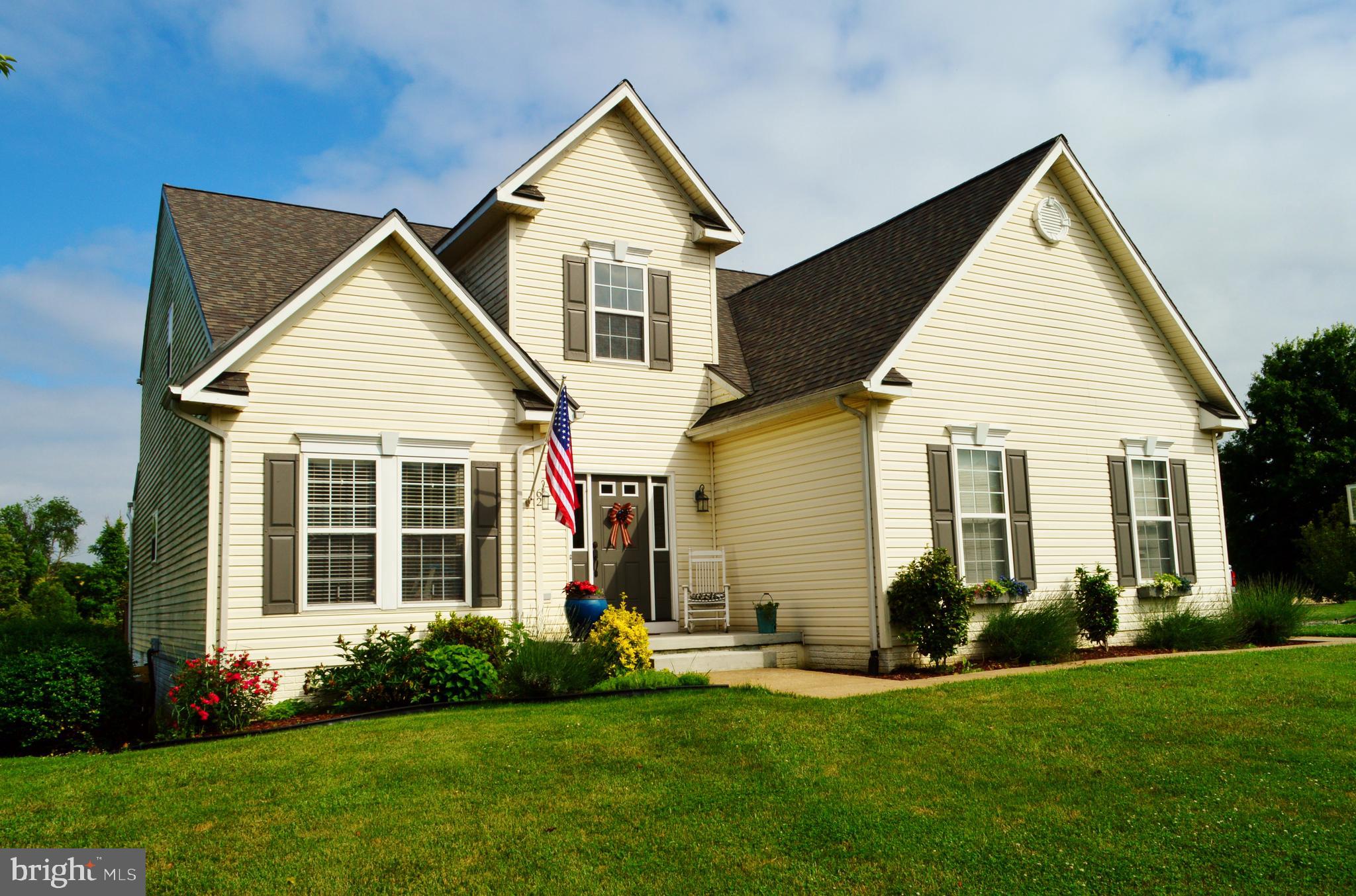 MEADOW BROOK - Residential