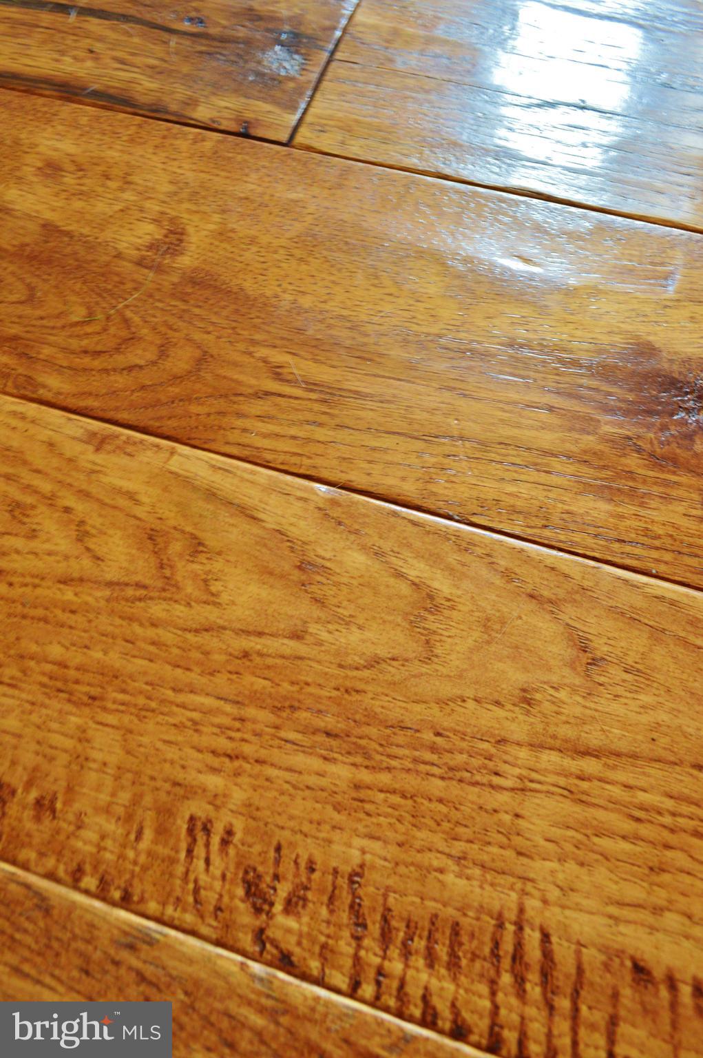 MEADOW BROOK - Residential