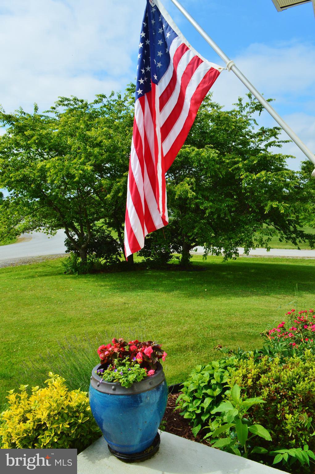 MEADOW BROOK - Residential