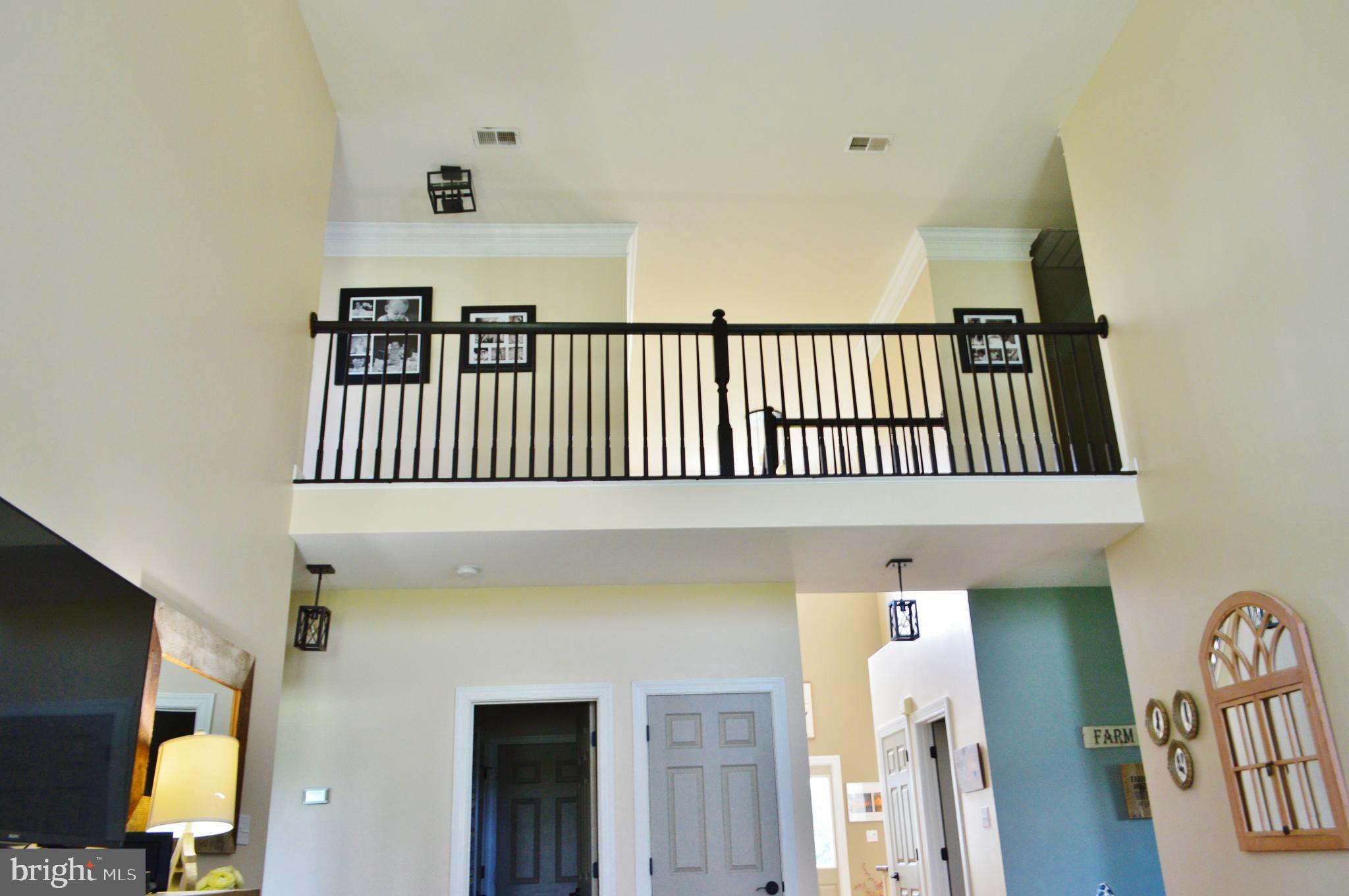 MEADOW BROOK - Residential