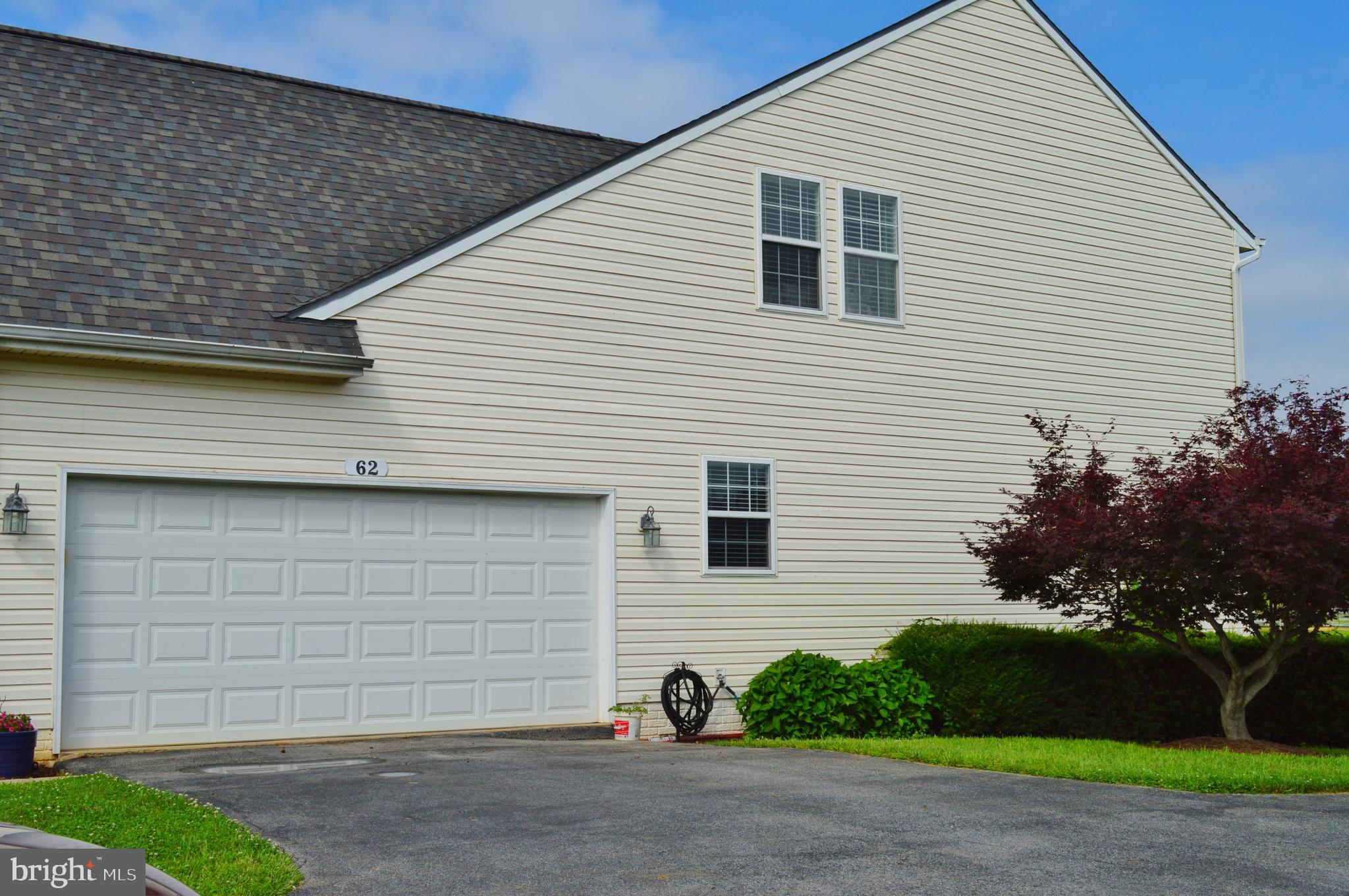 MEADOW BROOK - Residential