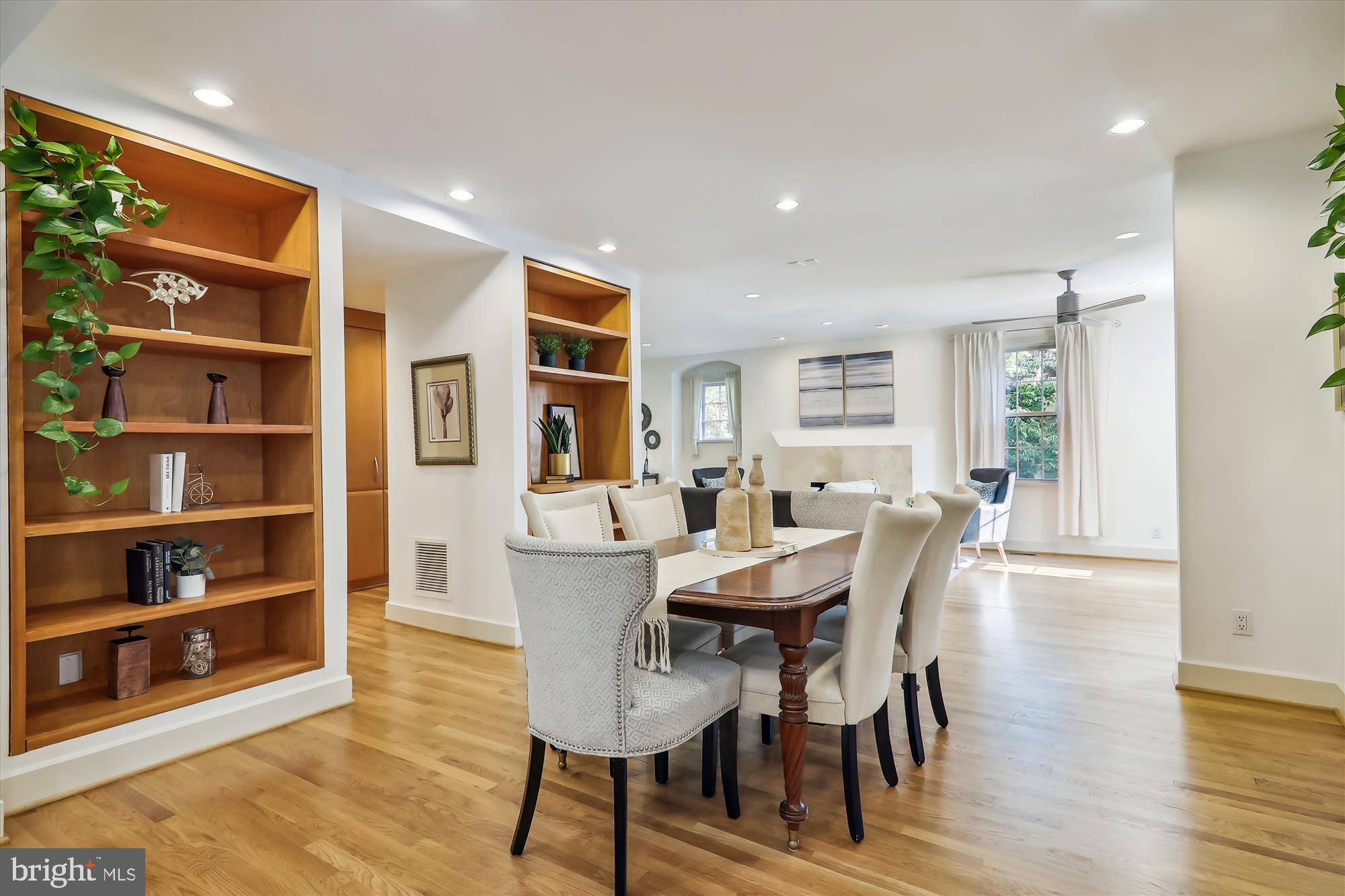 CHEVY CHASE - Residential