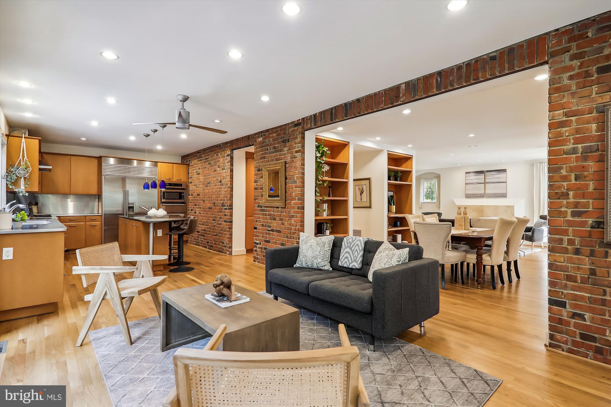 CHEVY CHASE - Residential