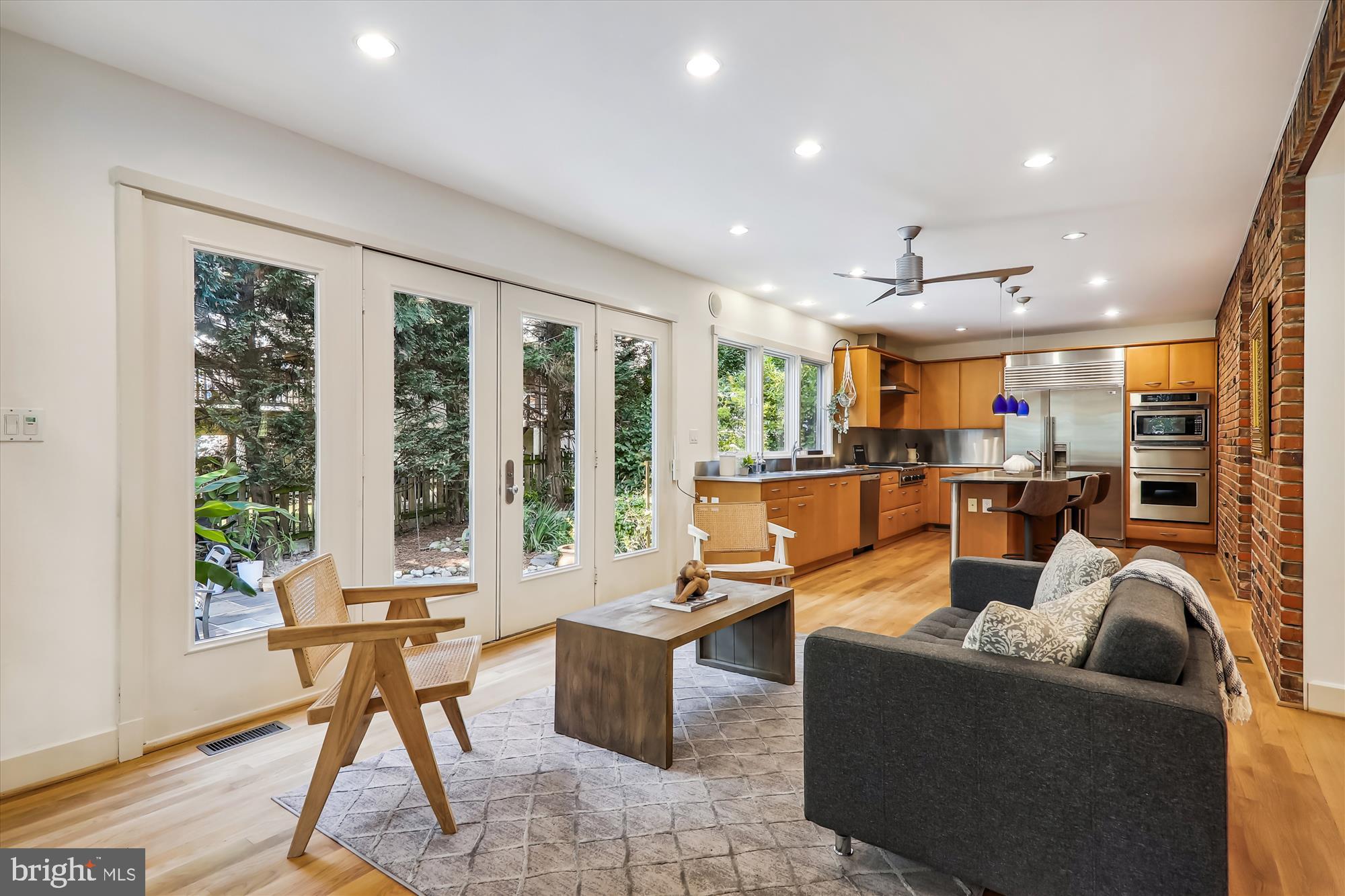 CHEVY CHASE - Residential