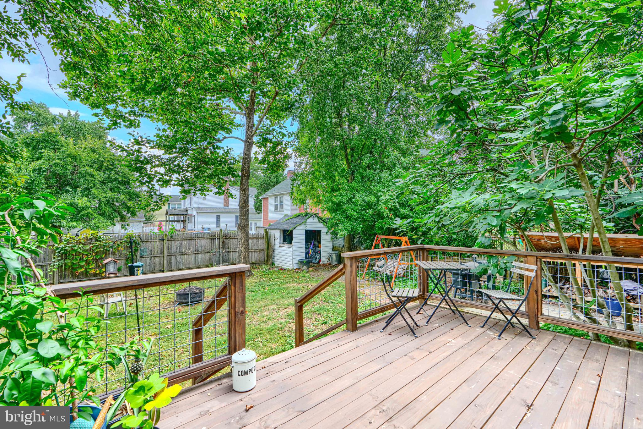 LAUREL - Residential