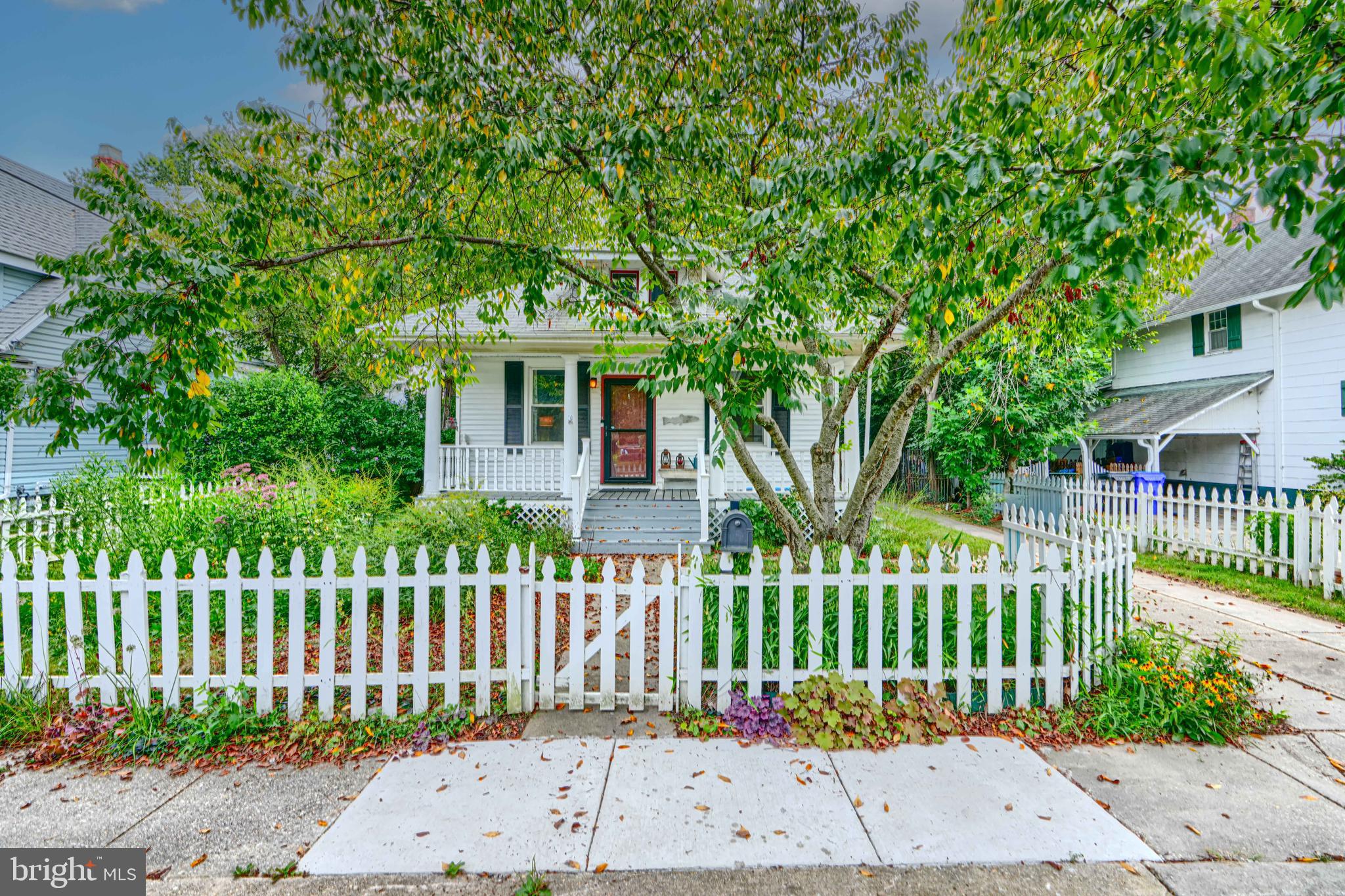 206 5TH STREET