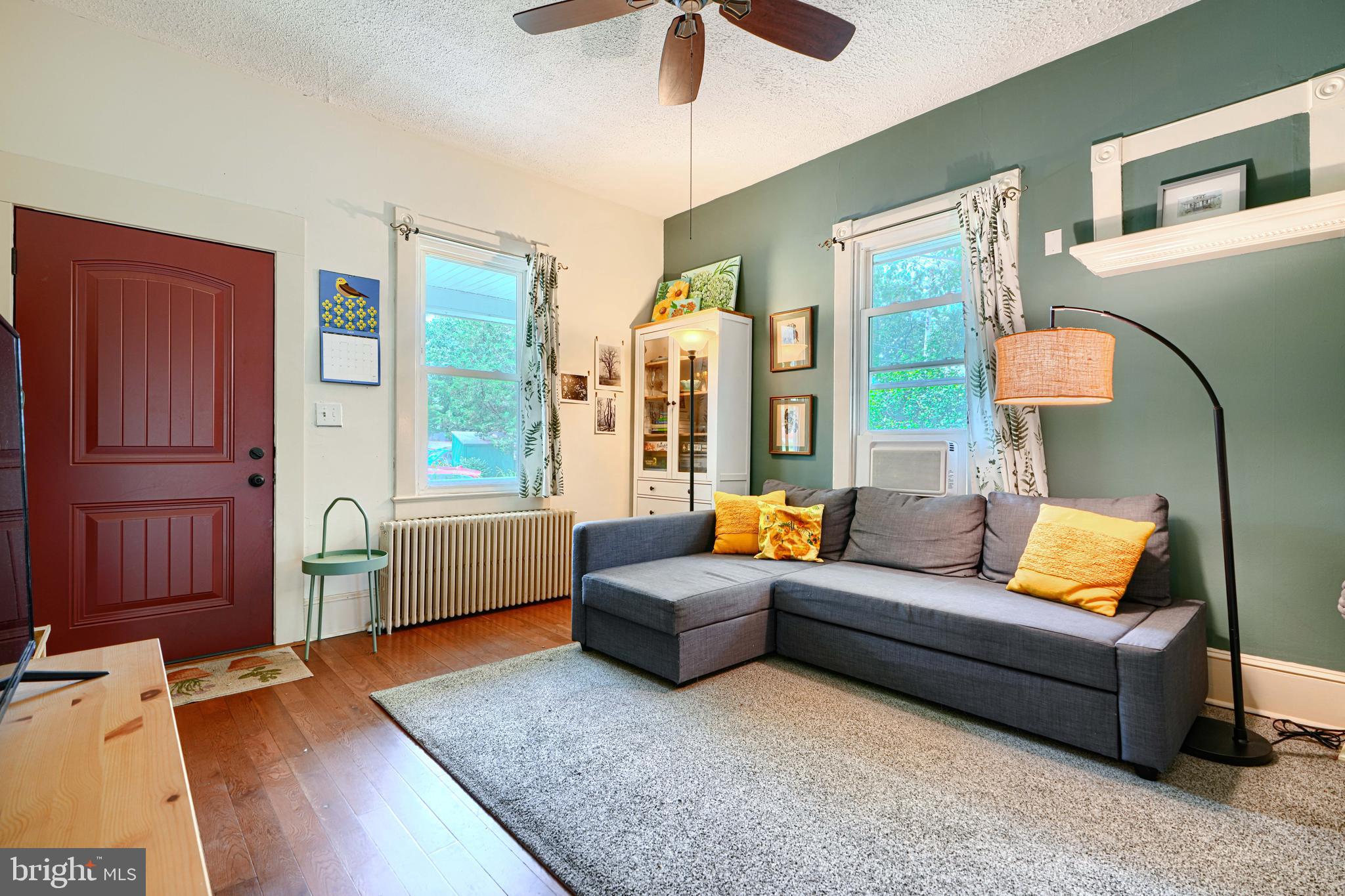 LAUREL - Residential