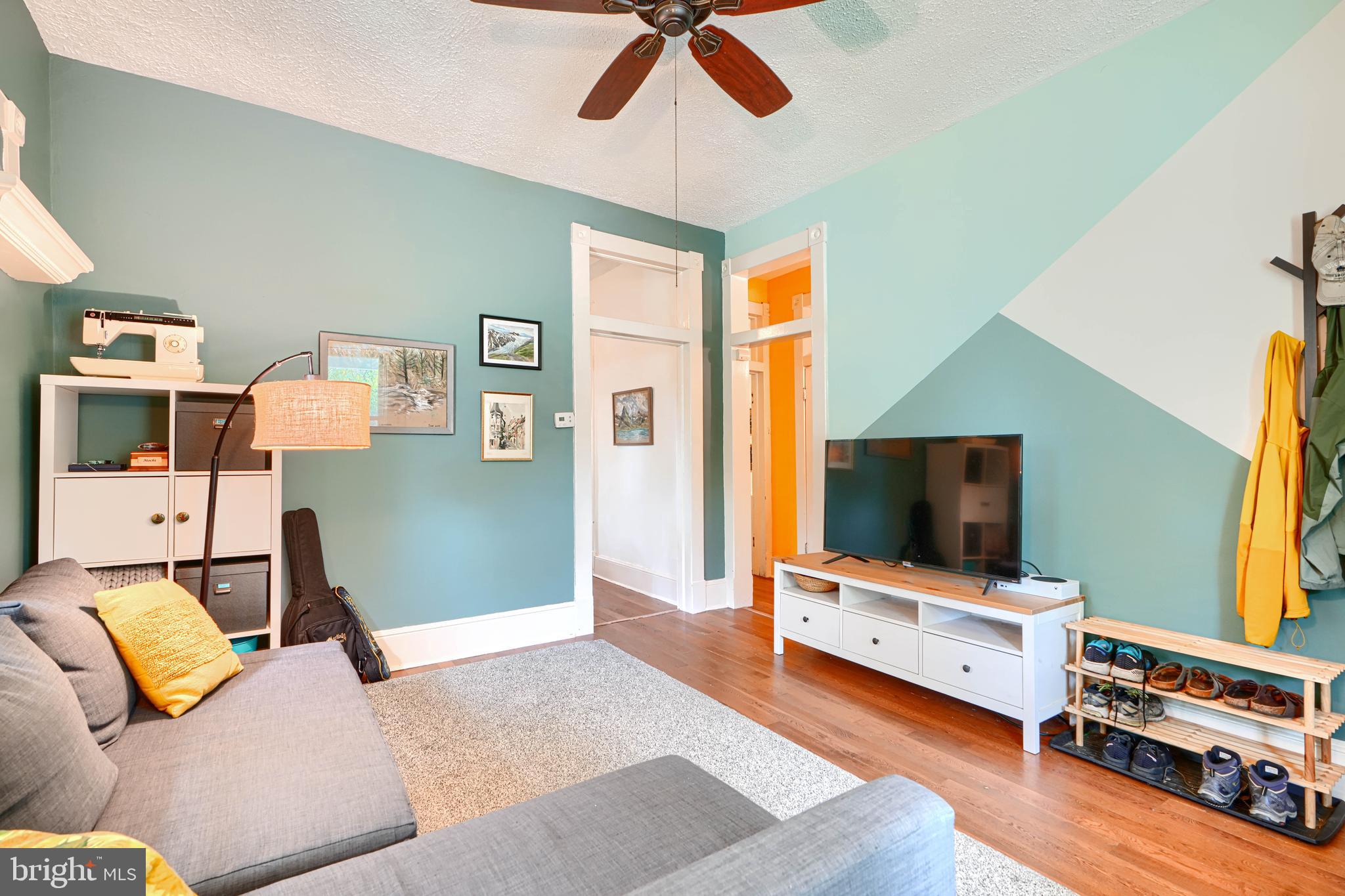 LAUREL - Residential