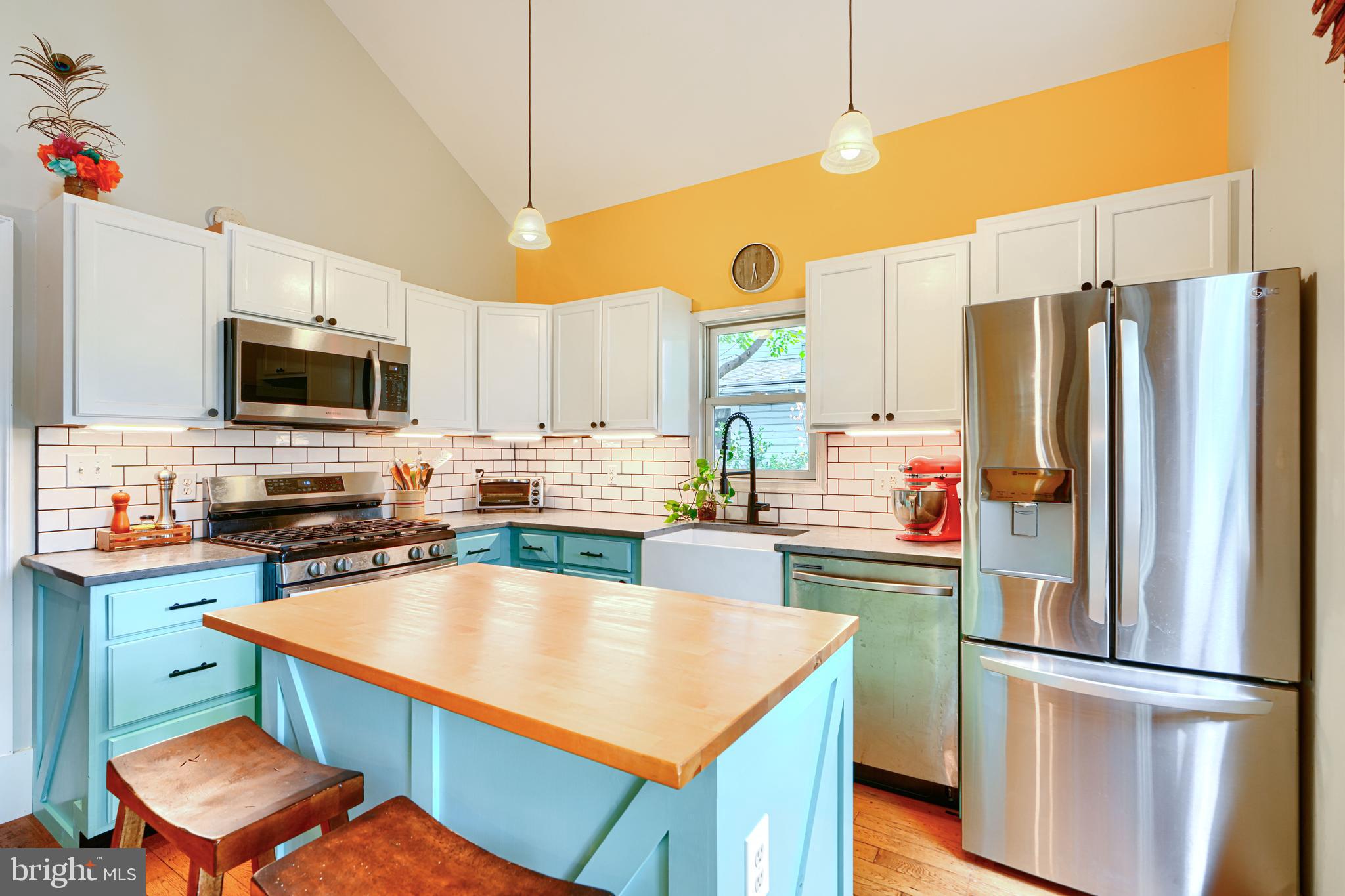 LAUREL - Residential