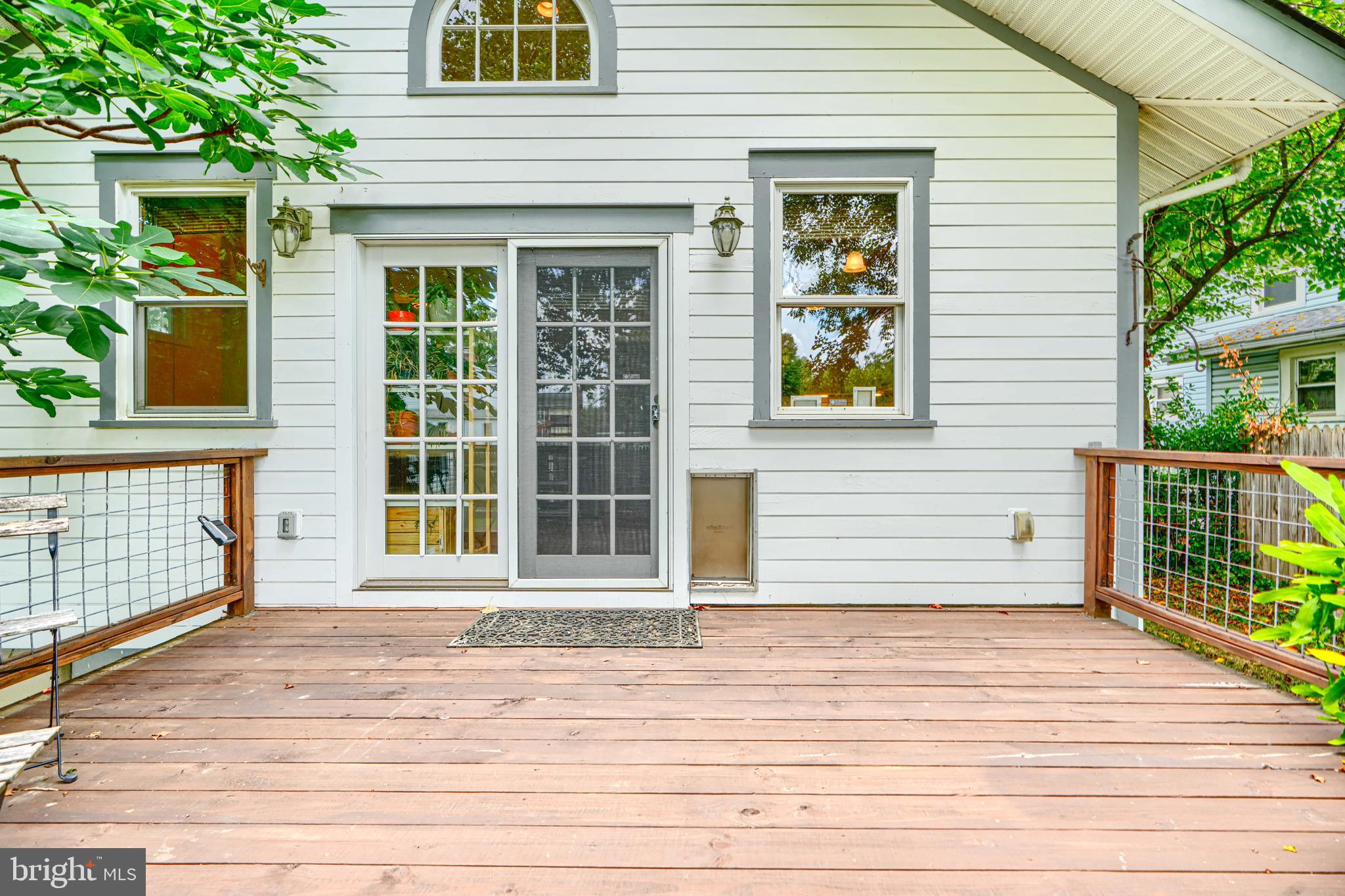 LAUREL - Residential