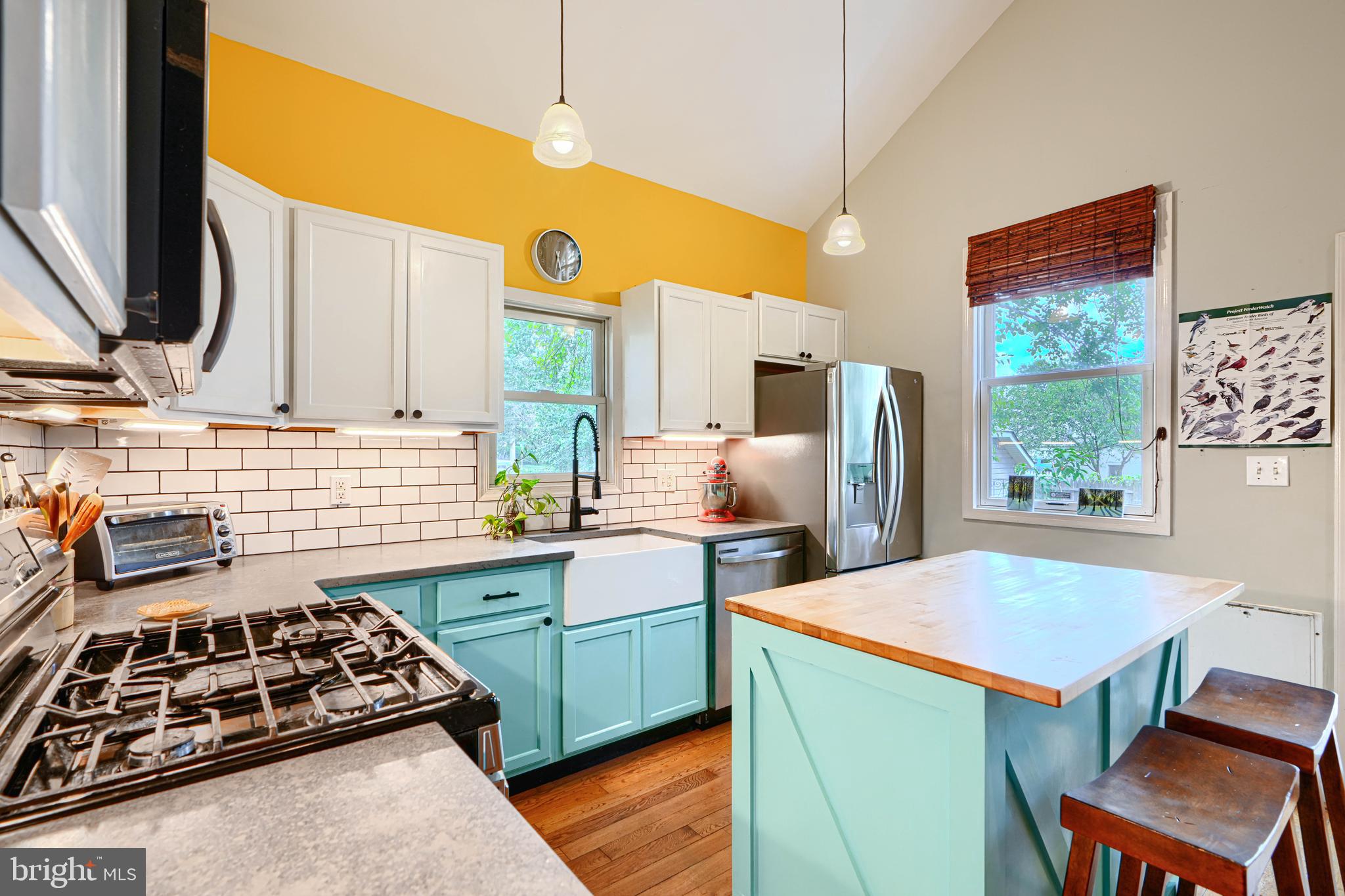 LAUREL - Residential