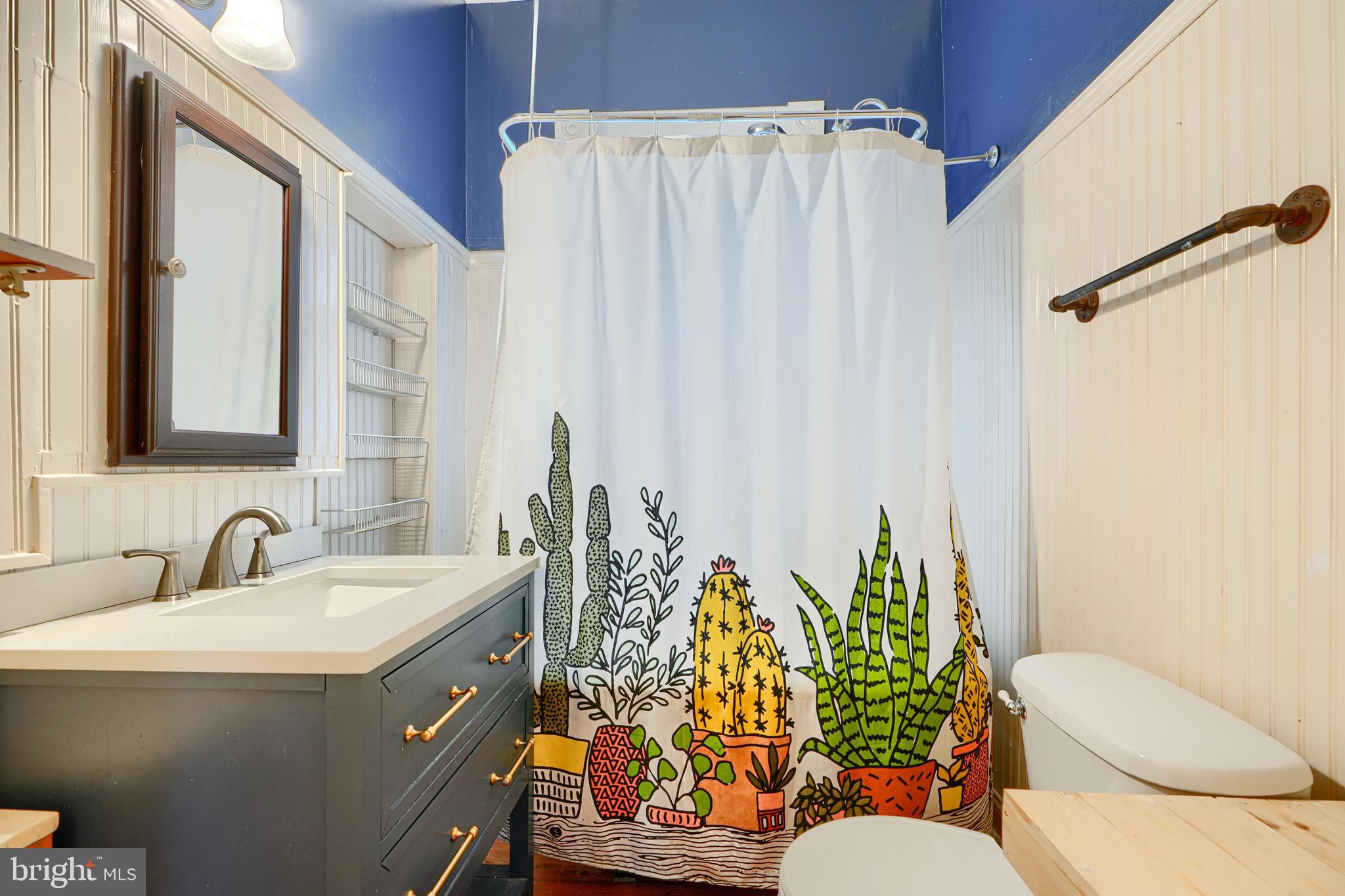 LAUREL - Residential