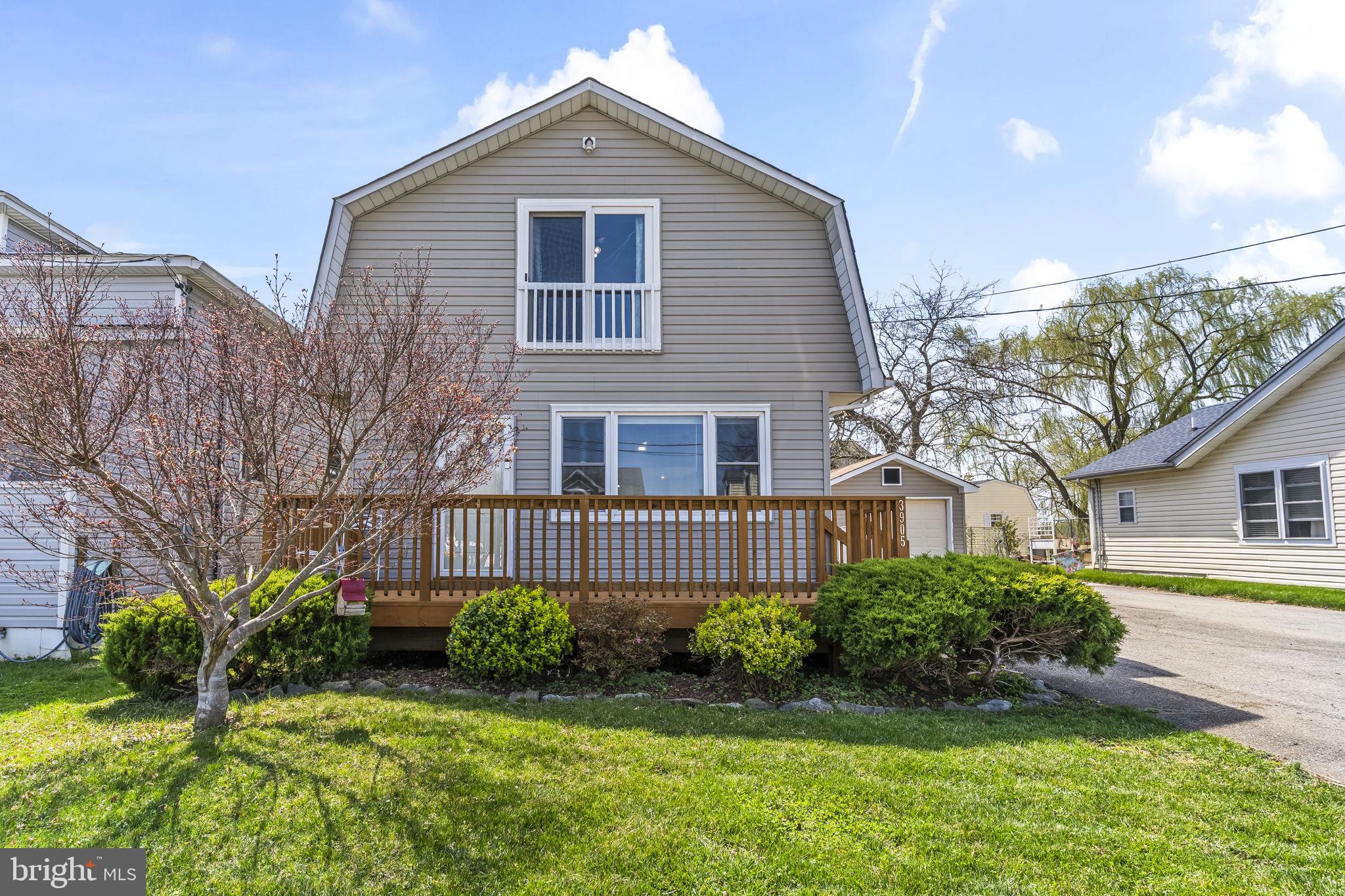 NORTH CHESAPEAKE BEACH - Residential