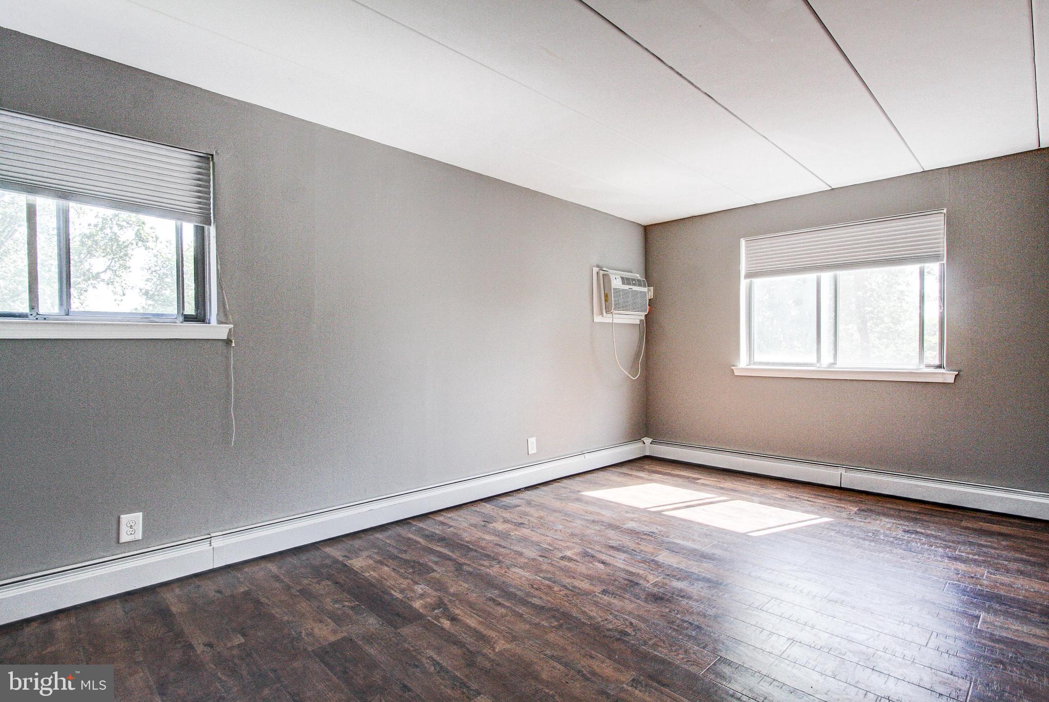 MEADOW WOOD - Residential