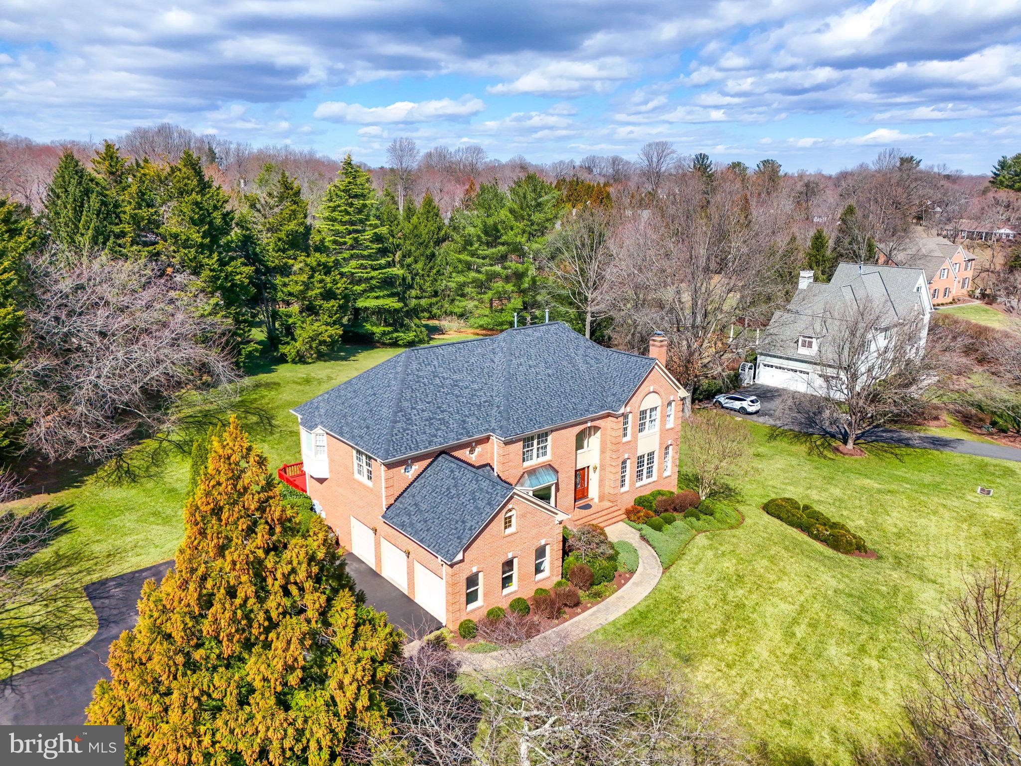 WINDSONG WEST - Residential