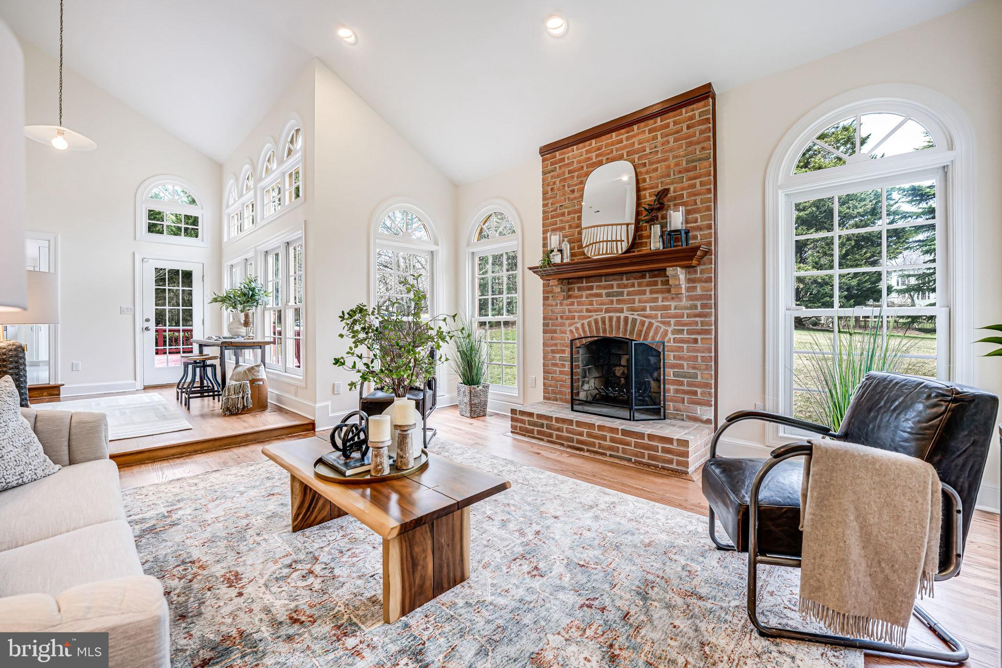 WINDSONG WEST - Residential