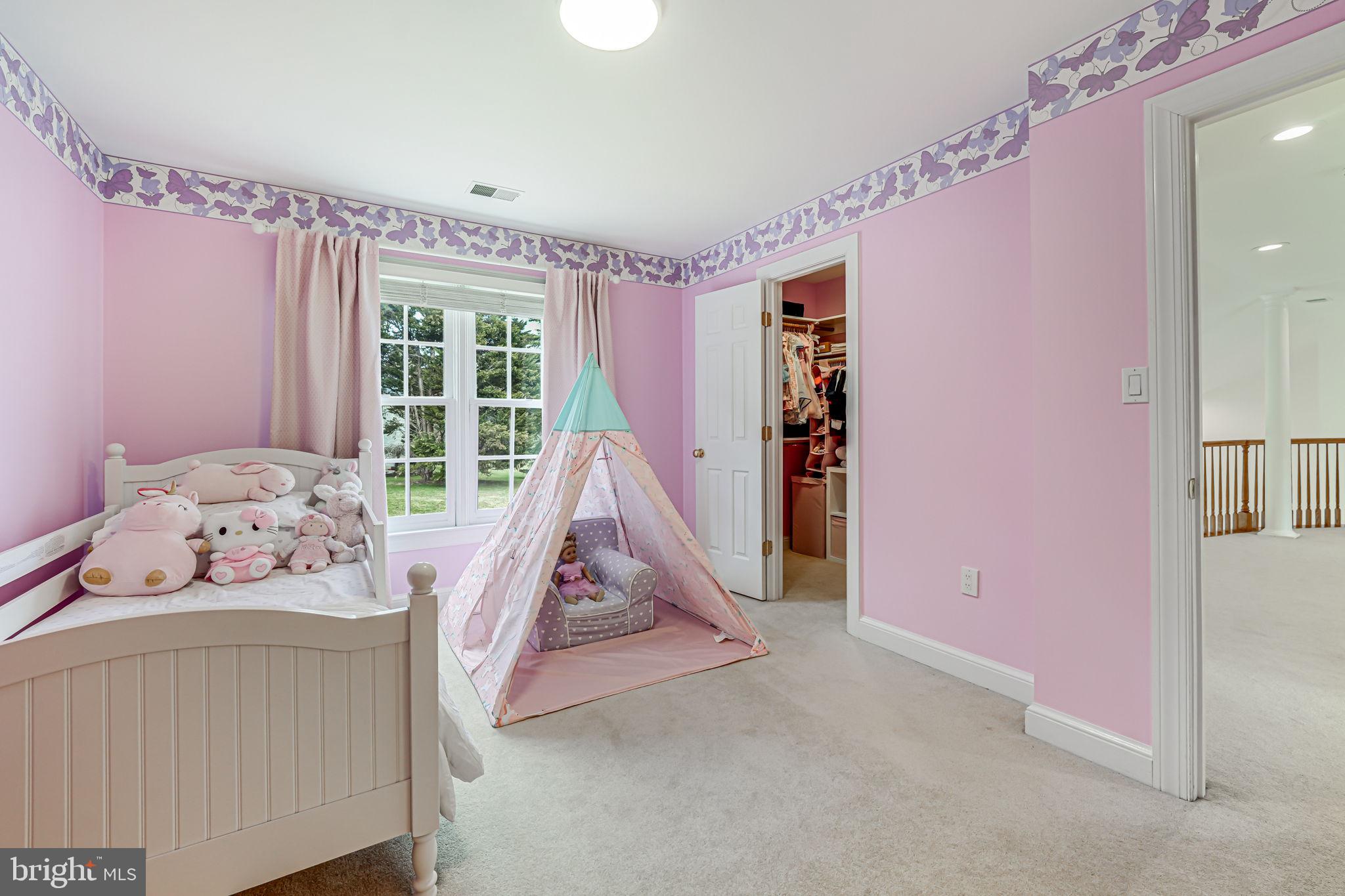 WINDSONG WEST - Residential