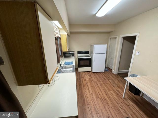 LAWNDALE - Residential