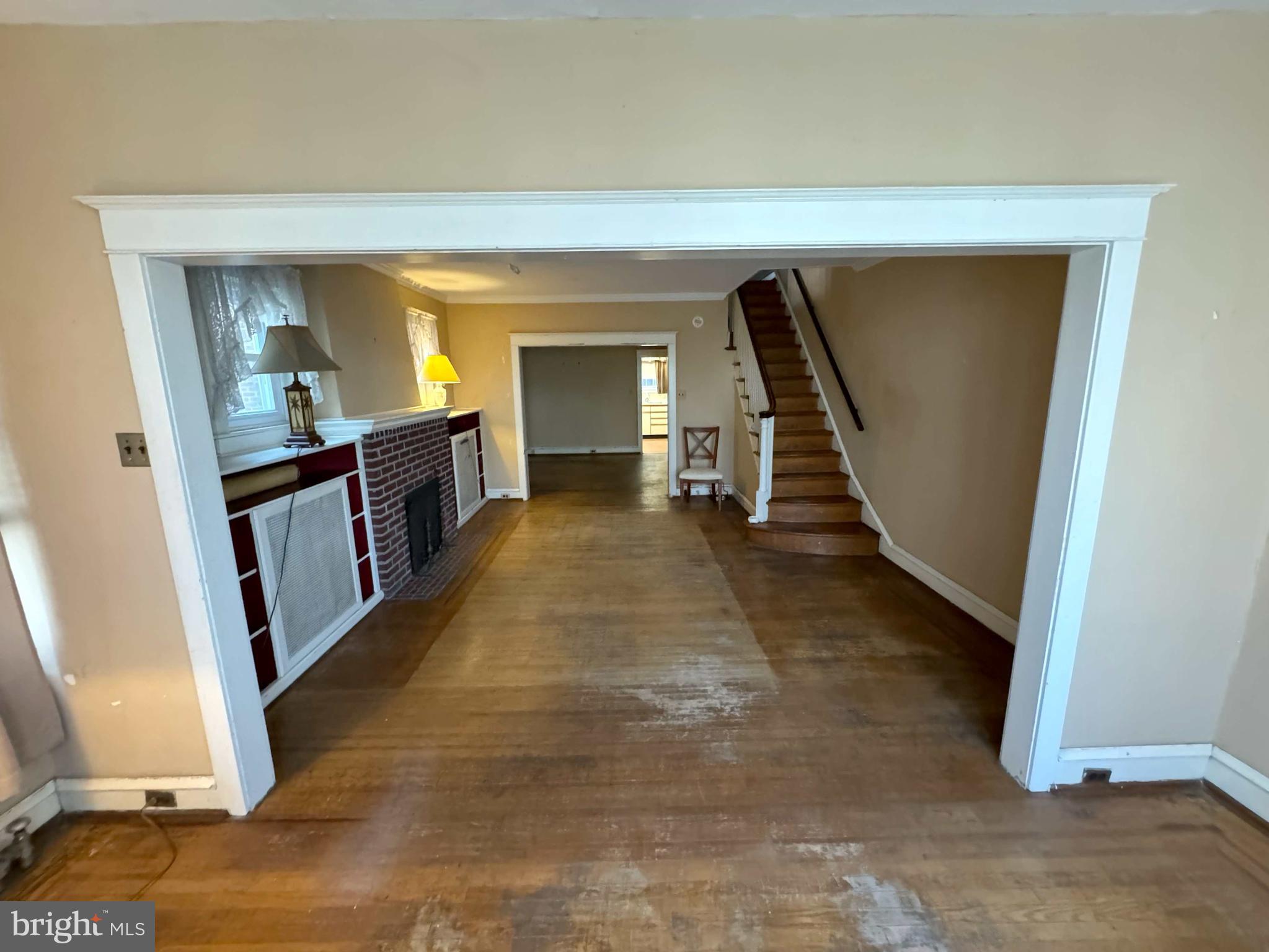 LAWNDALE - Residential