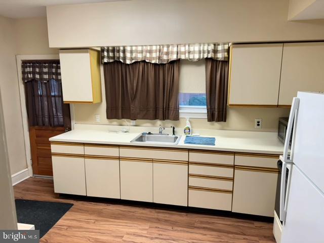 LAWNDALE - Residential