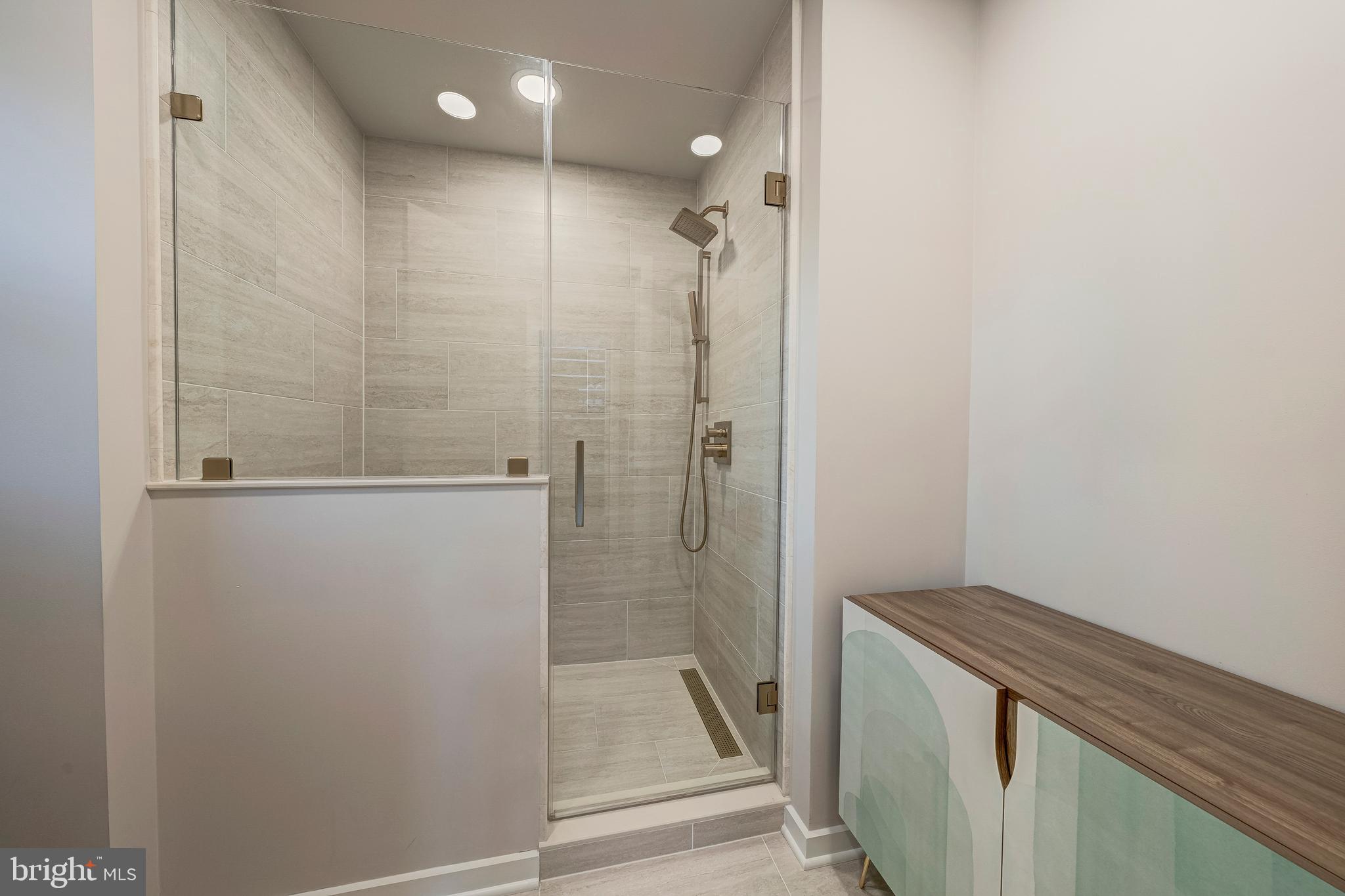 GREAT FALLS MANOR - Residential