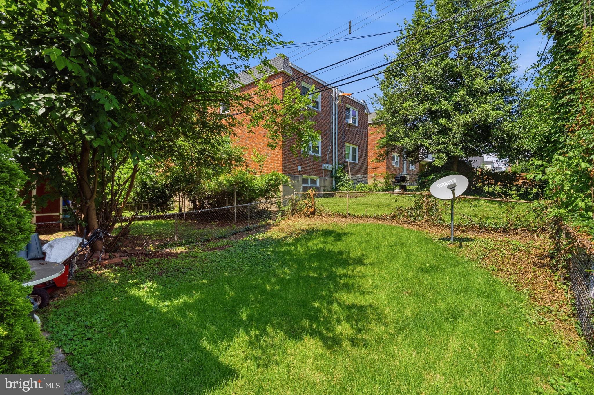 409 W LOGAN STREET