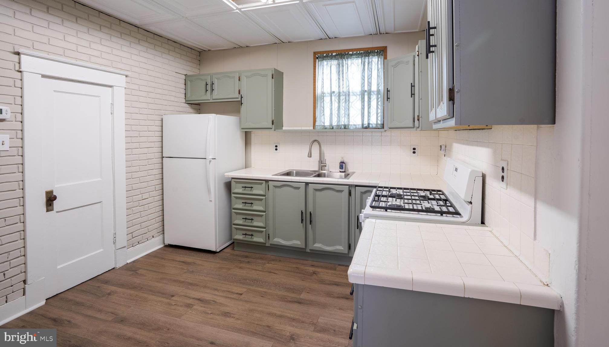 CATONSVILLE - Residential