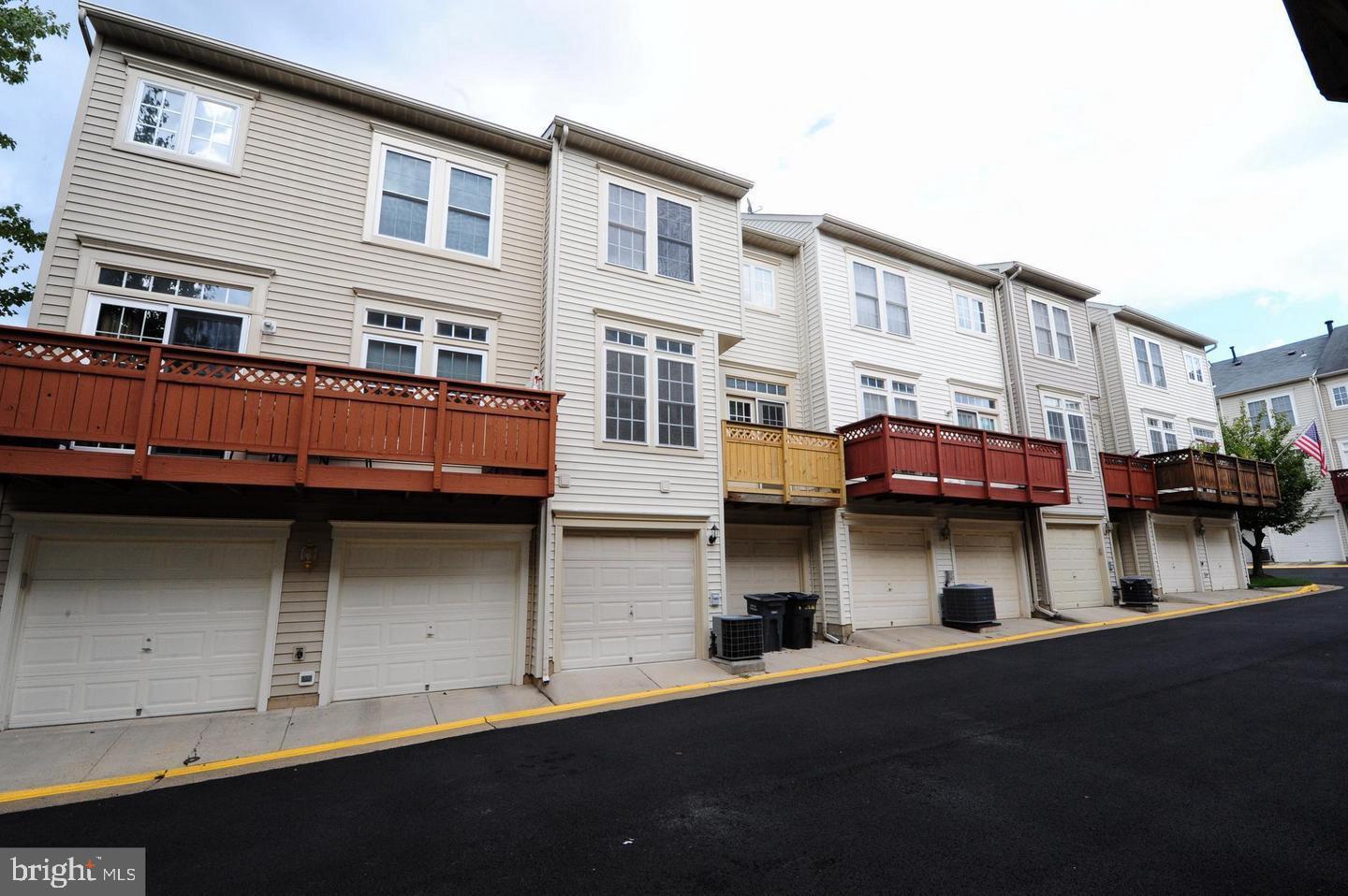 CARR AT CEDAR LAKES - Residential Lease