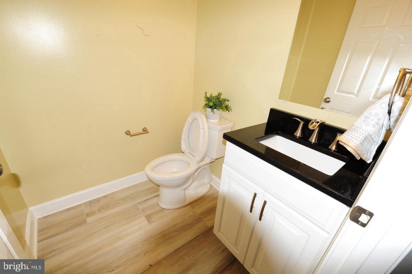 CARR AT CEDAR LAKES - Residential Lease