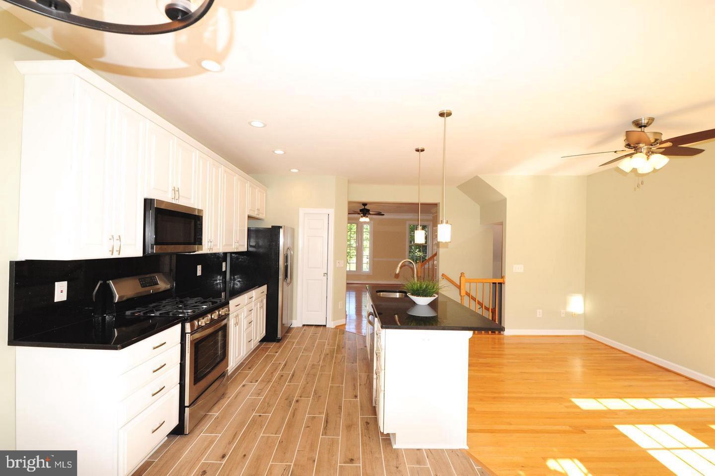 CARR AT CEDAR LAKES - Residential Lease