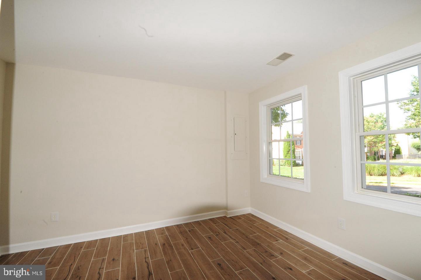 CARR AT CEDAR LAKES - Residential Lease