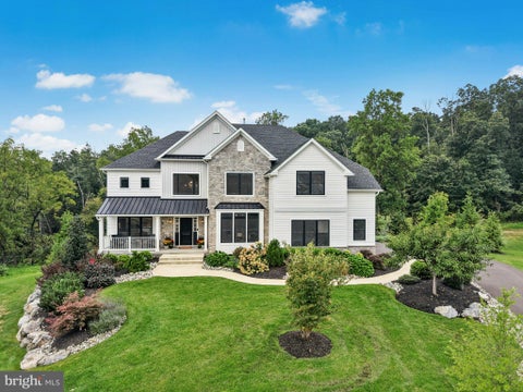 Homes For Sale - 2505 Stonewall Drive<br/> CENTER VALLEY, PA 18034