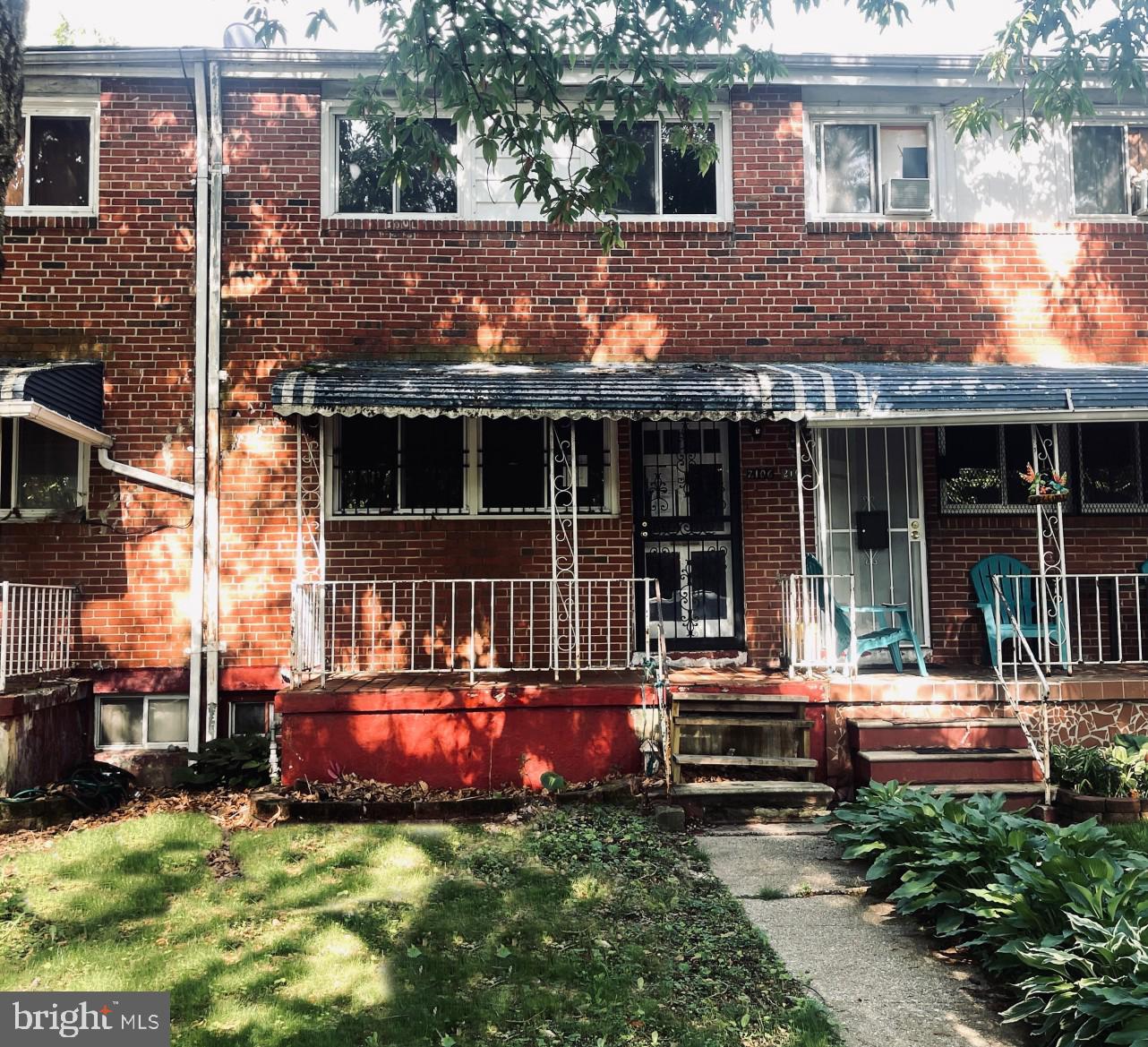 This brick porchfront townhouse is located in the neighborhood of Panway and is close to schools, local stores and major roadways. Upon entry you will be welcome with an open floor plan with wood floors, formal living room and kitchen-dining combo. The upper level has three spacious bedrooms with ceiling fans and a full bath. While the partial basement has a half bath, laundry area and plenty of living space.