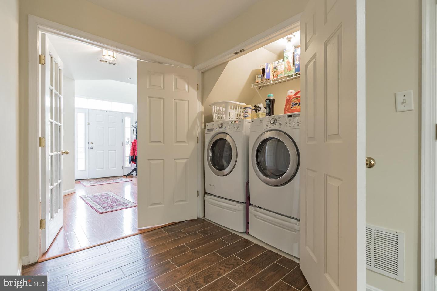 PINEY ORCHARD - Residential Lease